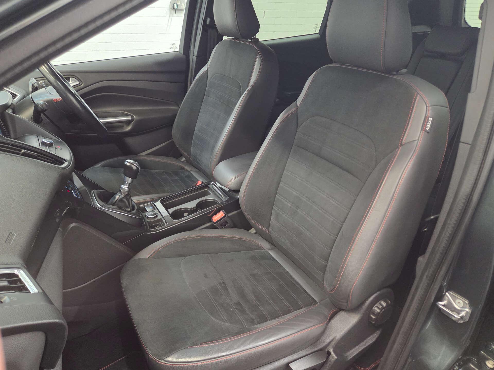 Ford Kuga view 11