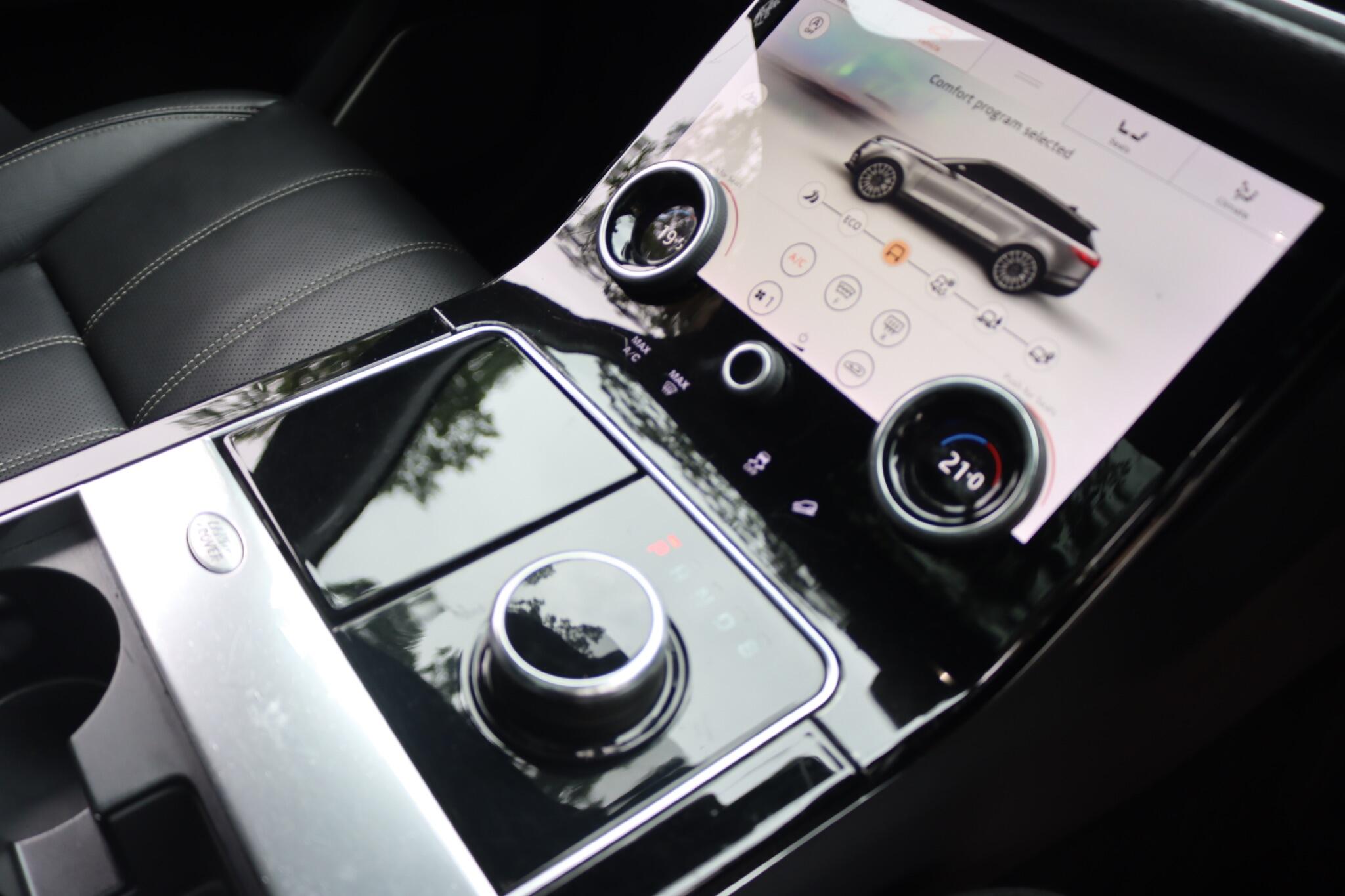 Land Rover Range Rover Velar view 23