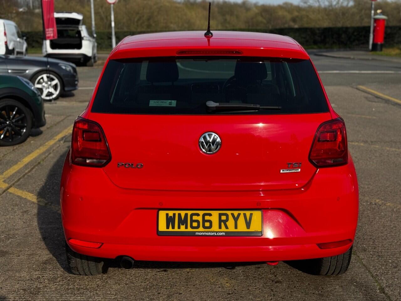 Volkswagen Polo view 13