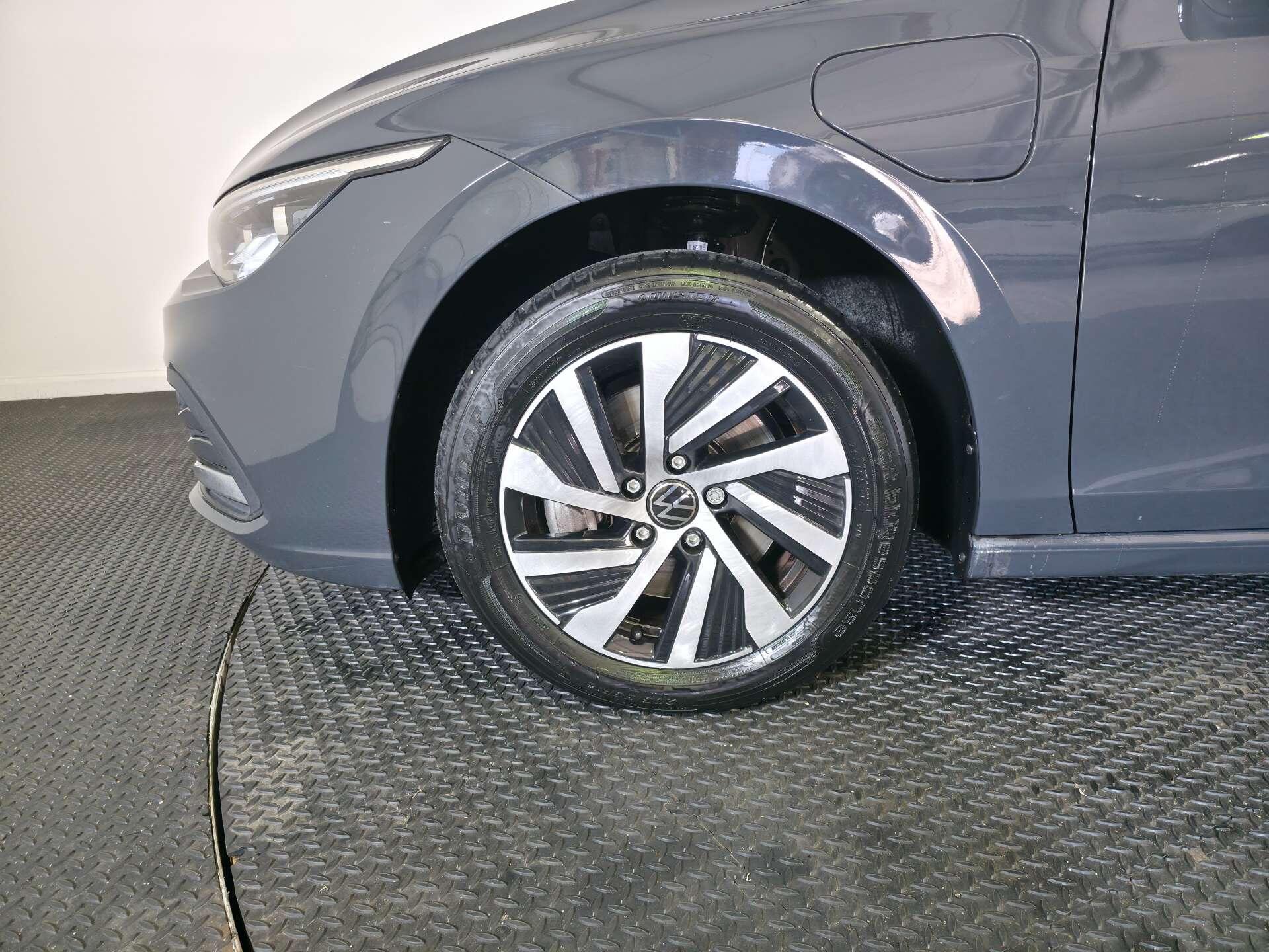 Volkswagen Golf view 65