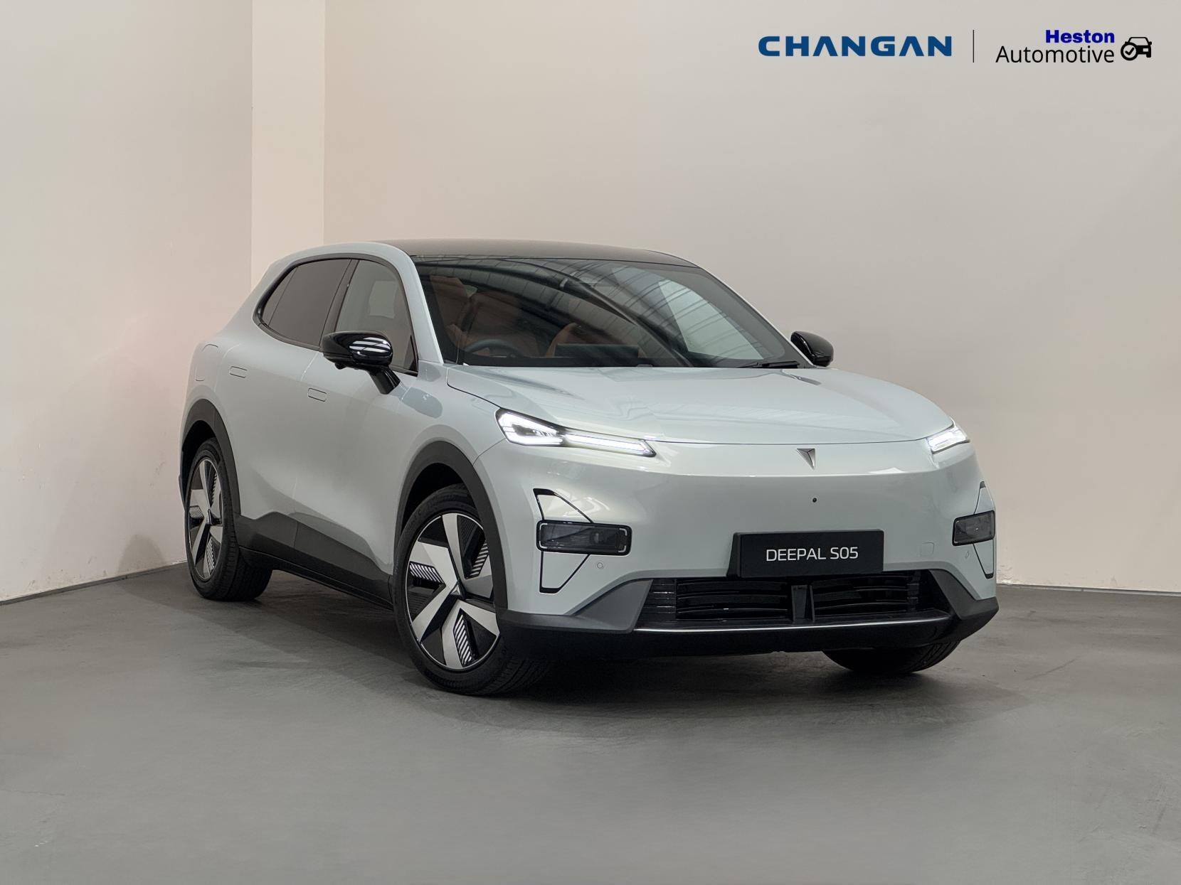 Changan Deepal S05 in Silver for sale