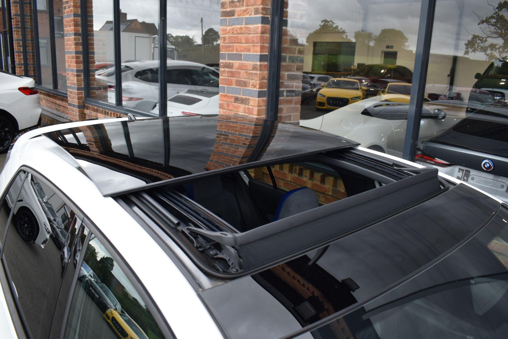Volkswagen Golf view 40