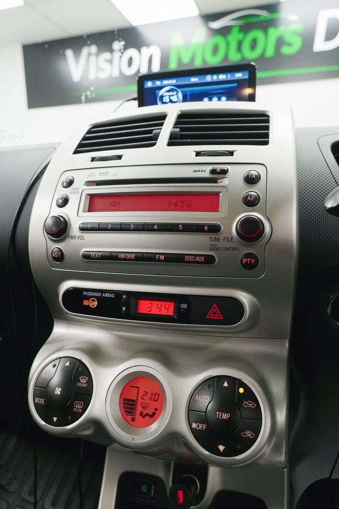 Toyota Urban Cruiser view 20