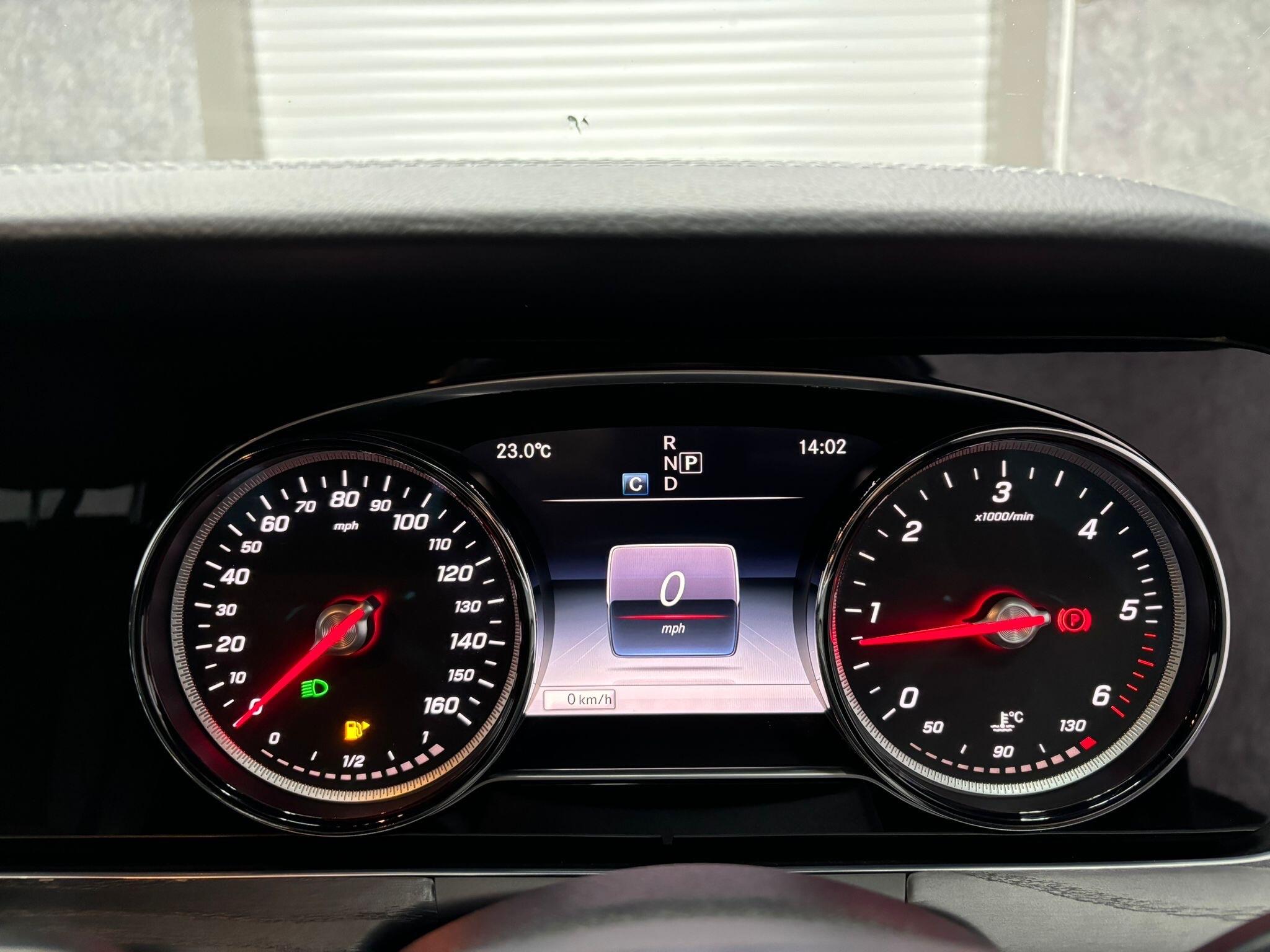 Mercedes-Benz E-Class view 24