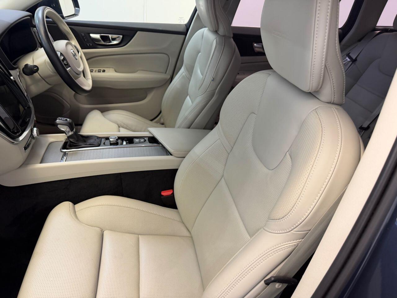 Volvo V60 view 24