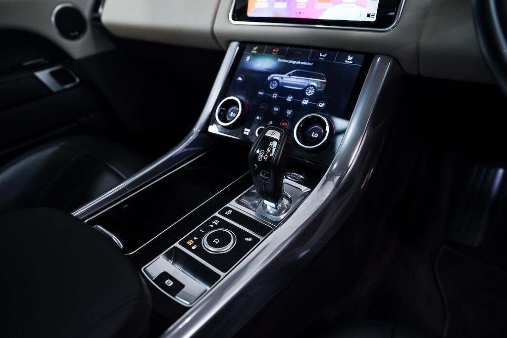 Land Rover Range Rover Sport view 17