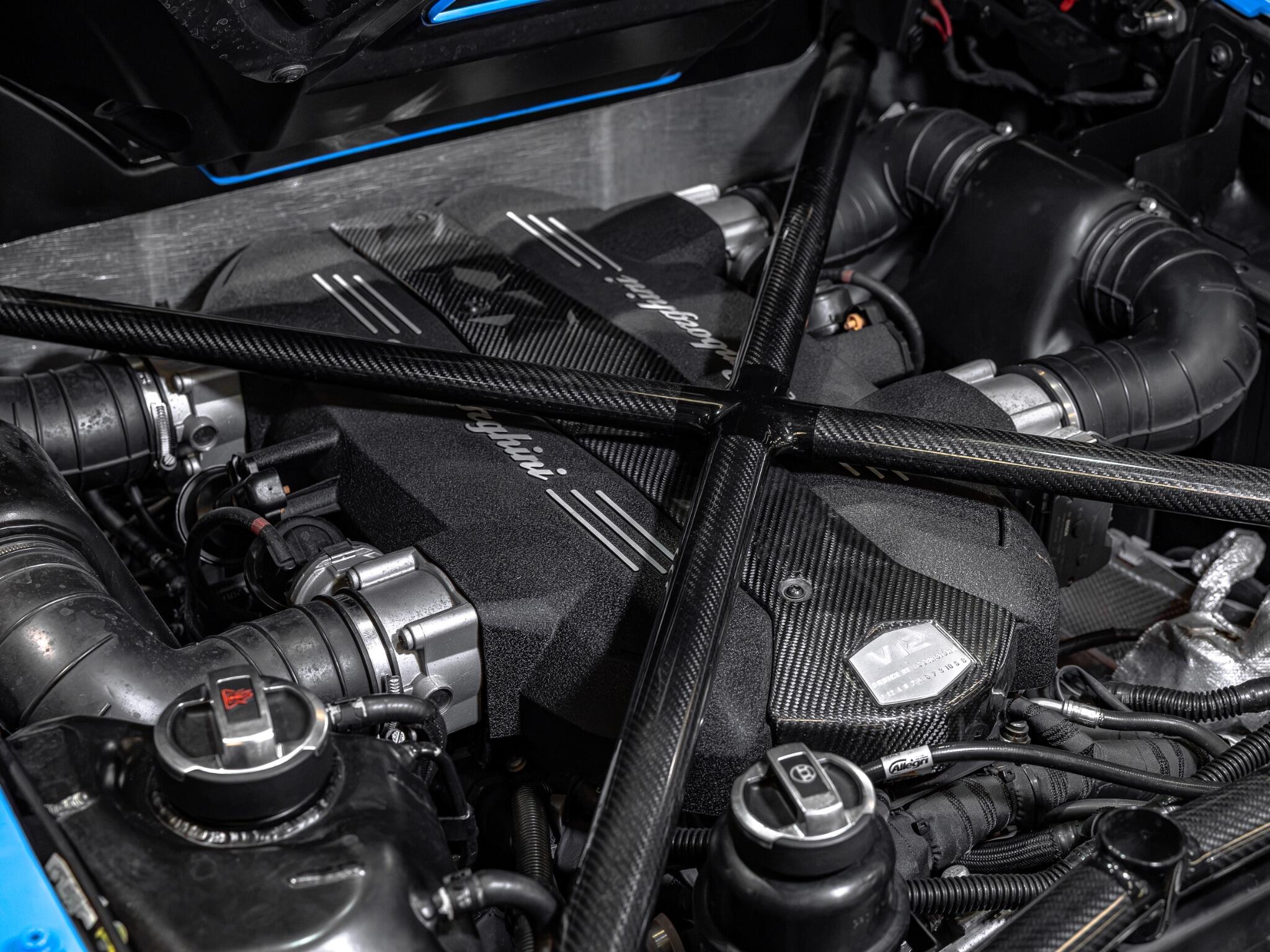 Lamborghini Aventador view 30