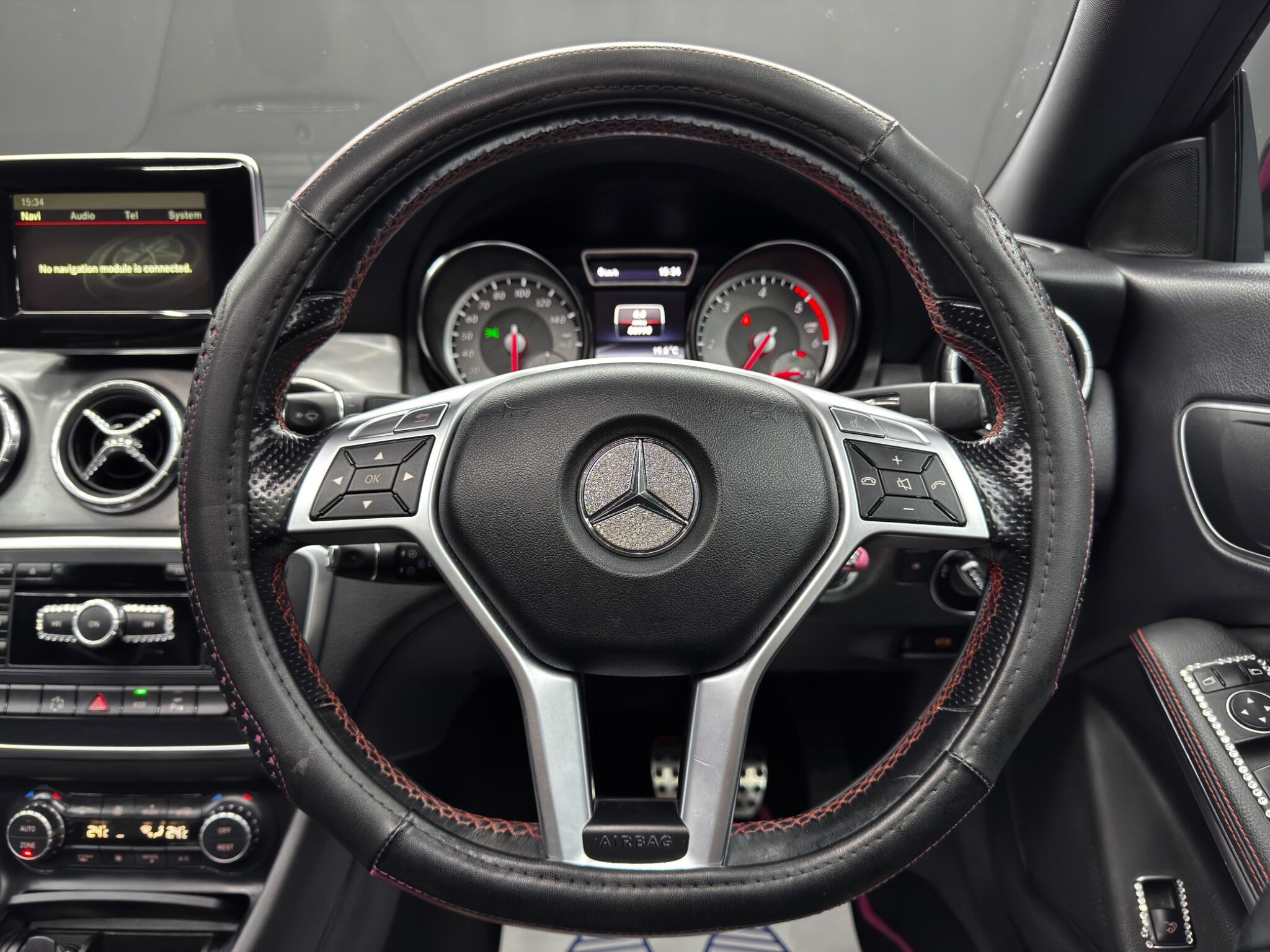 Mercedes-Benz Cla view 18