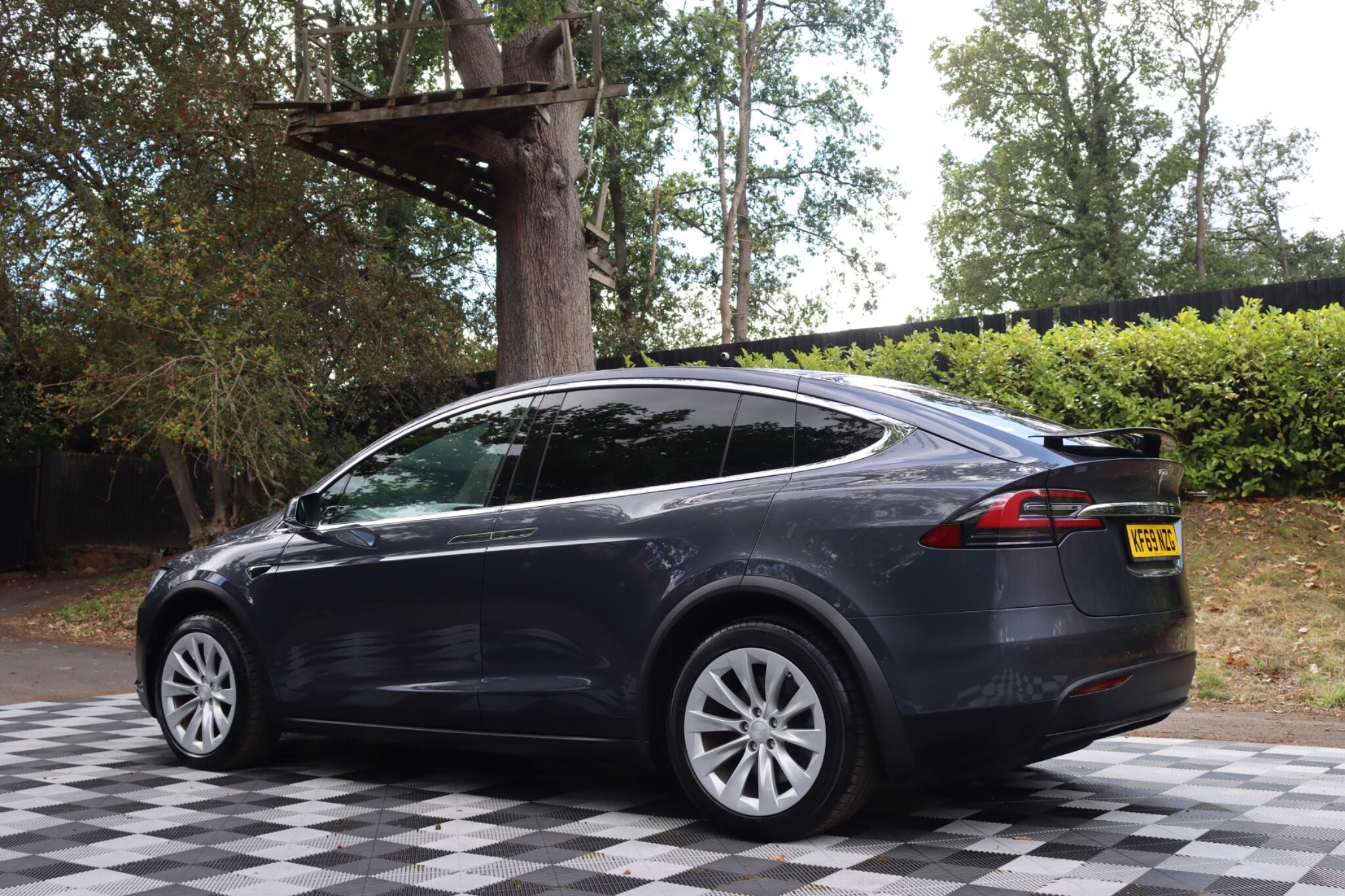 Tesla Model X view 13