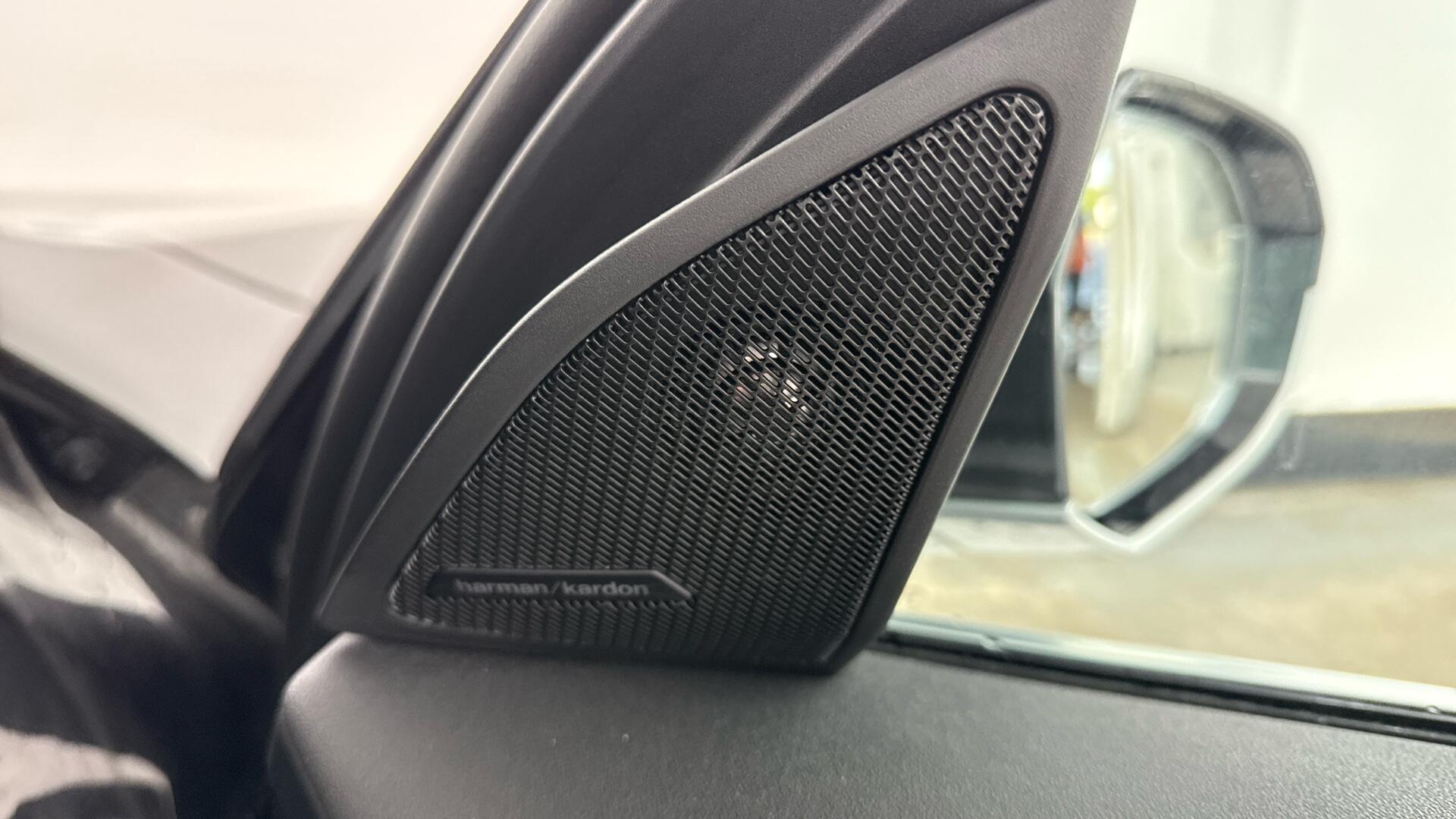BMW X3 view 20