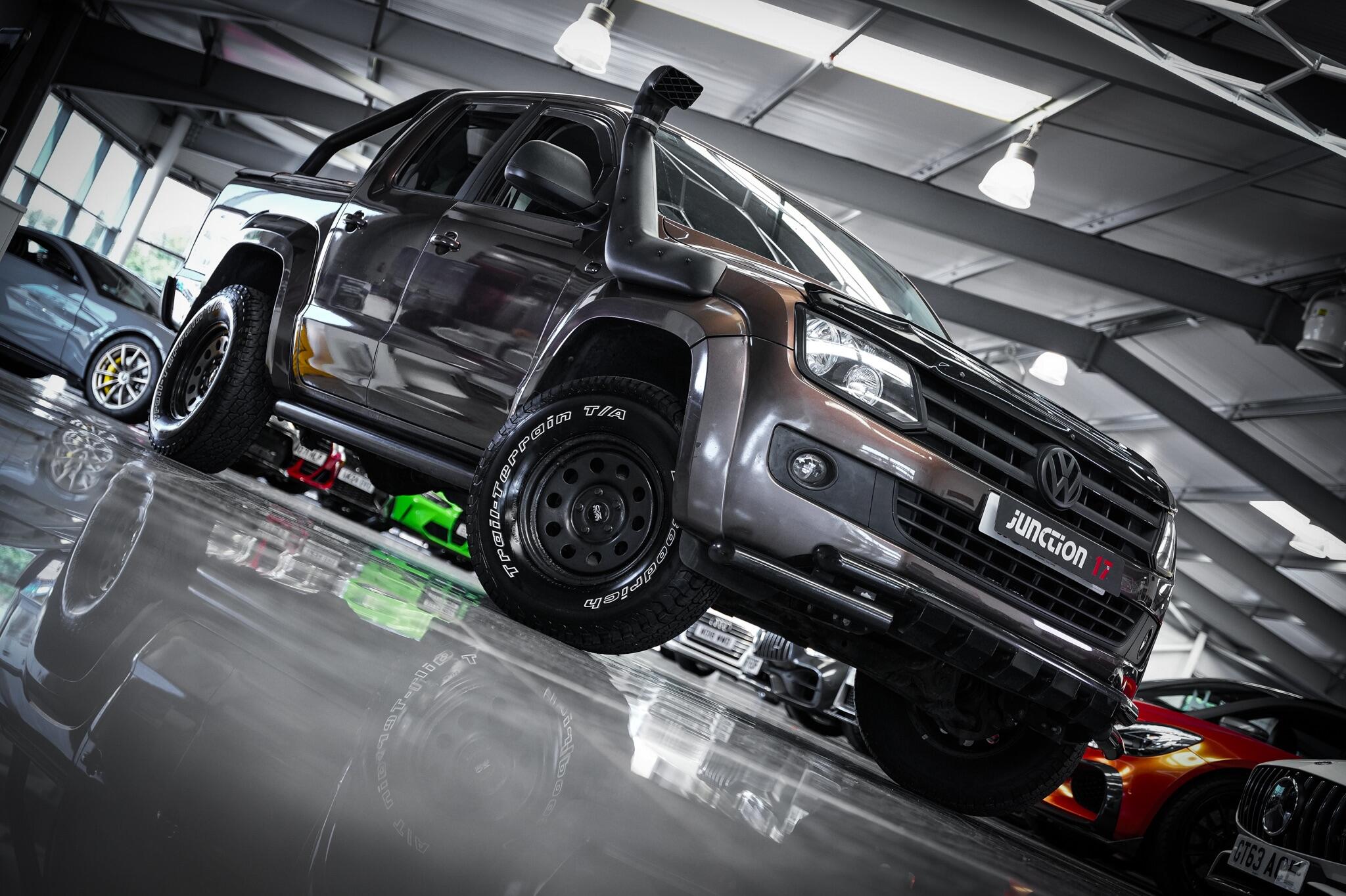 Volkswagen Amarok view 8