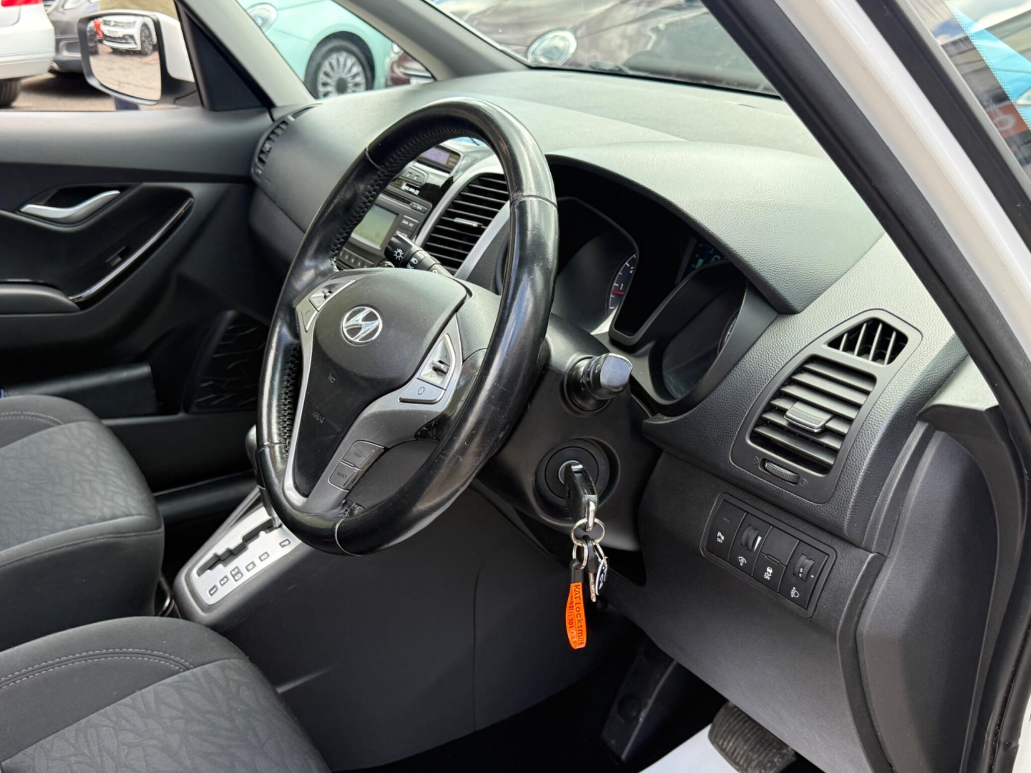Hyundai ix20 - Image 40