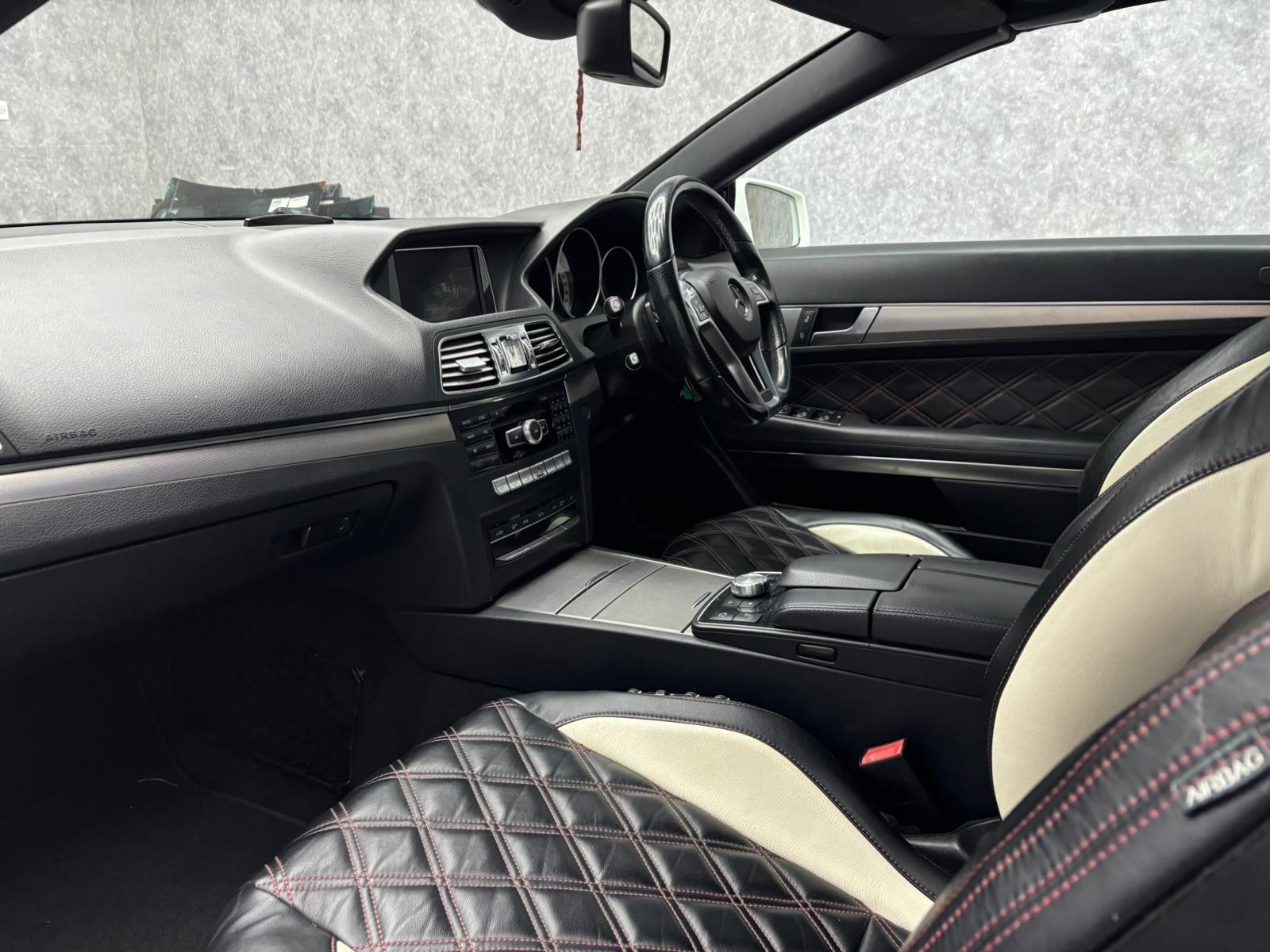 Mercedes-Benz E Class view 5