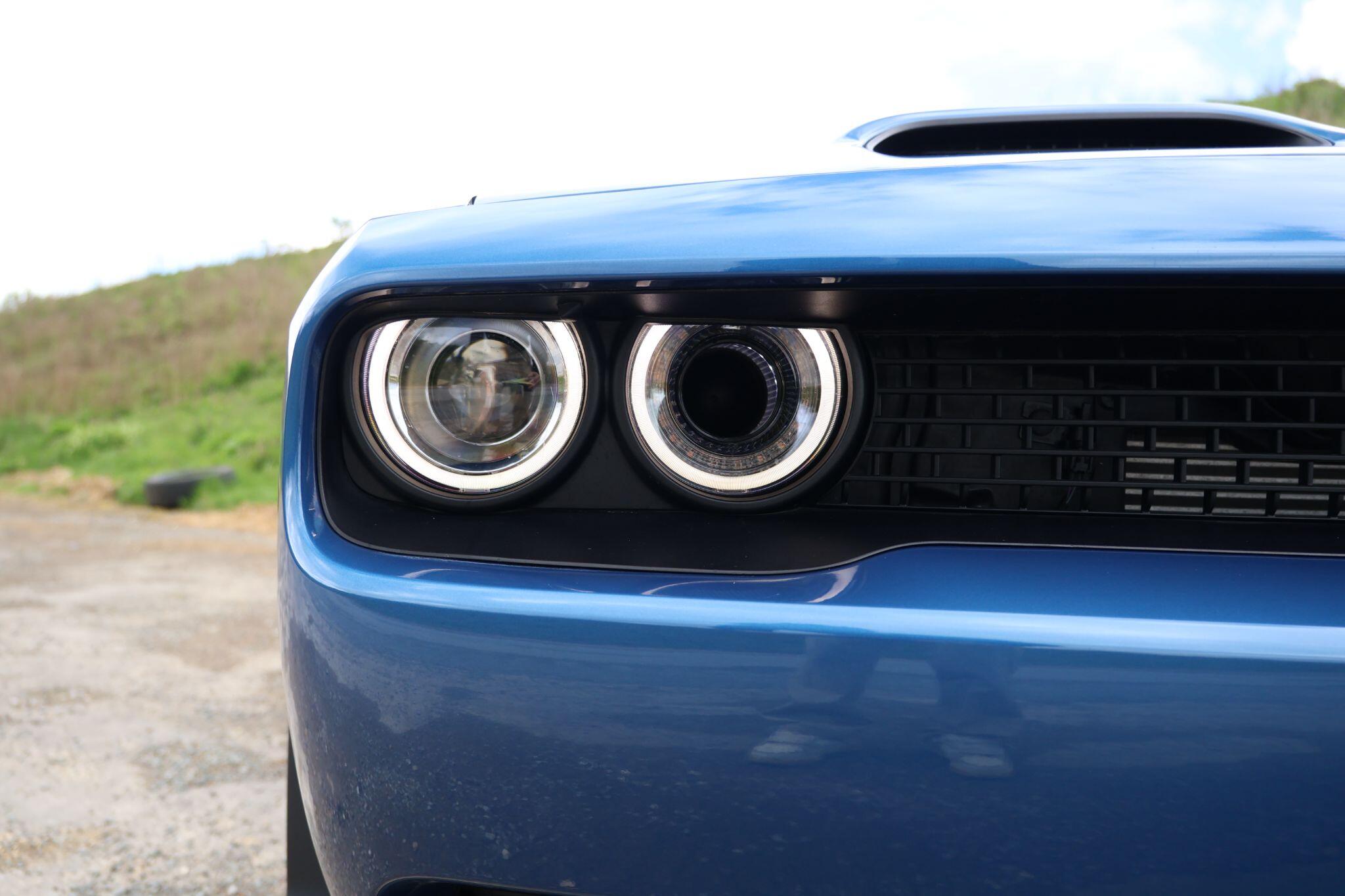 Dodge Challenger view 8