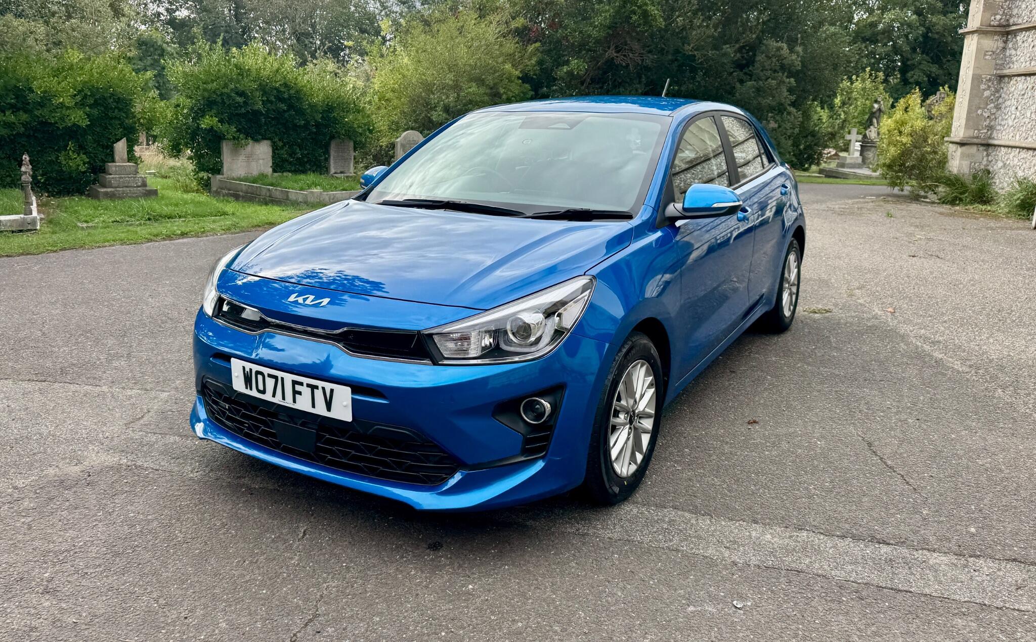Kia Rio view 11