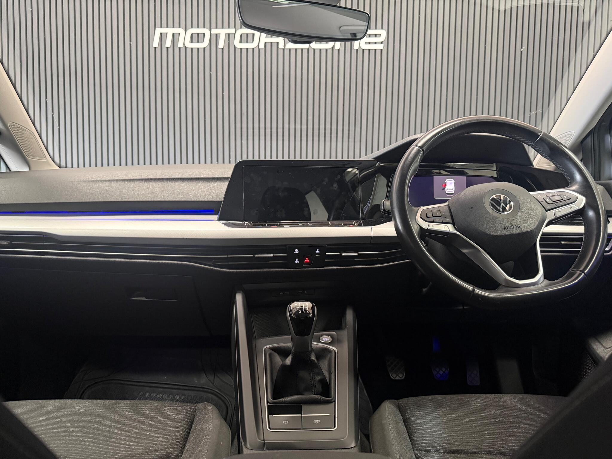 Volkswagen Golf view 28