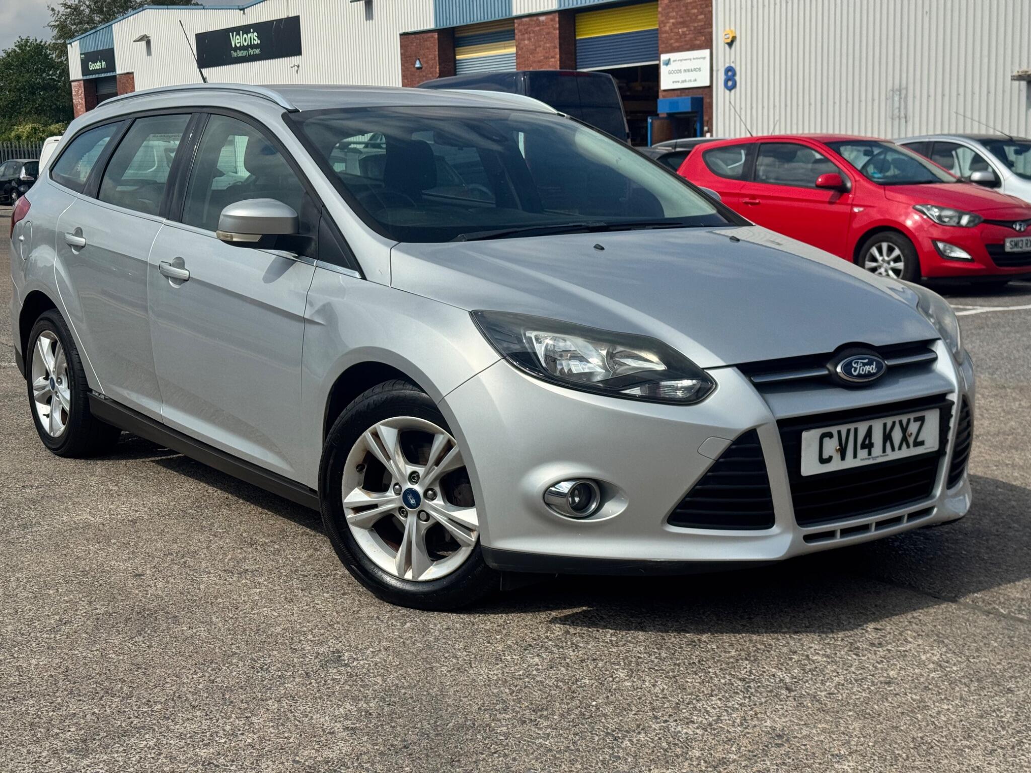 Ford Focus view 18