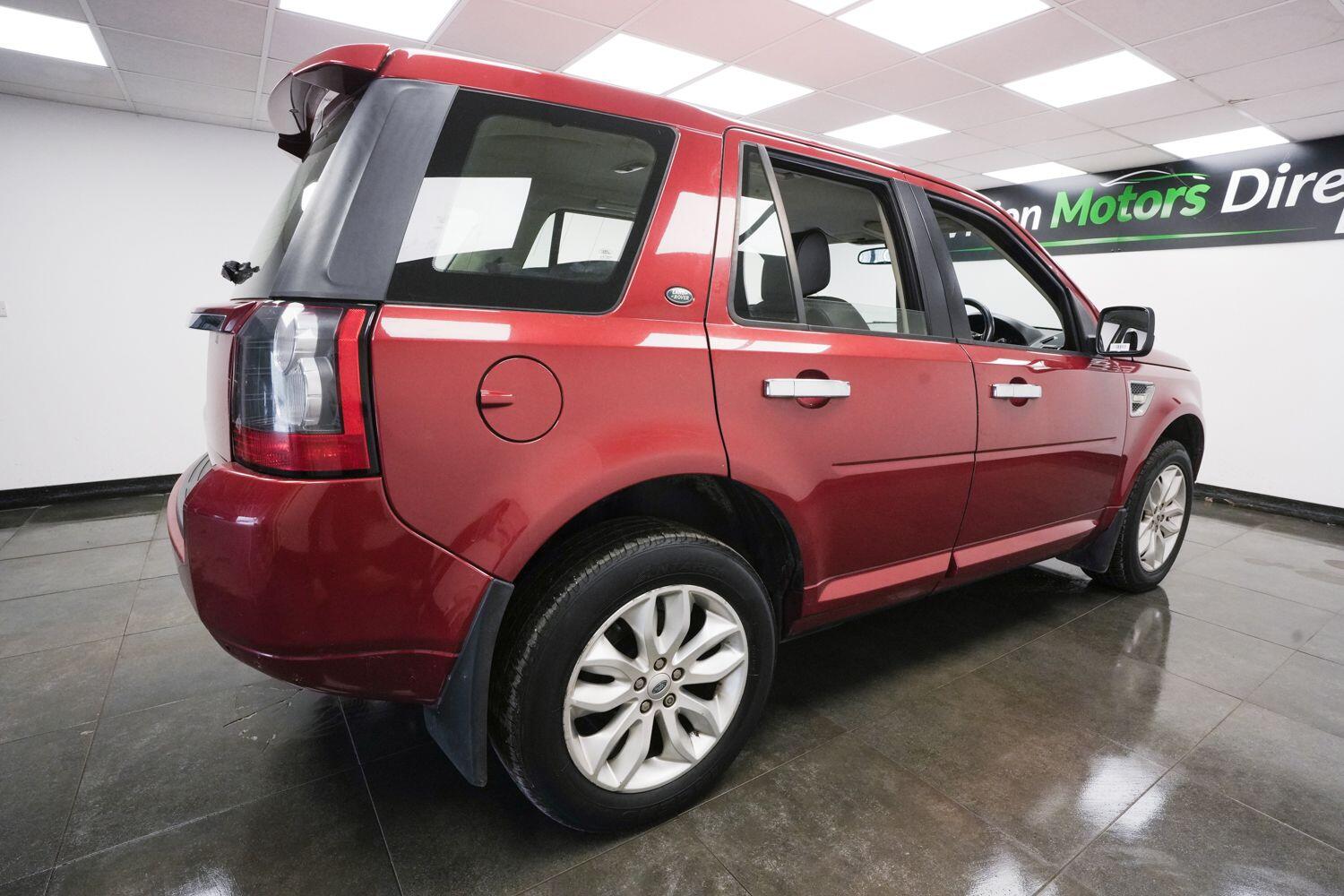 Land Rover Freelander 2 view 3