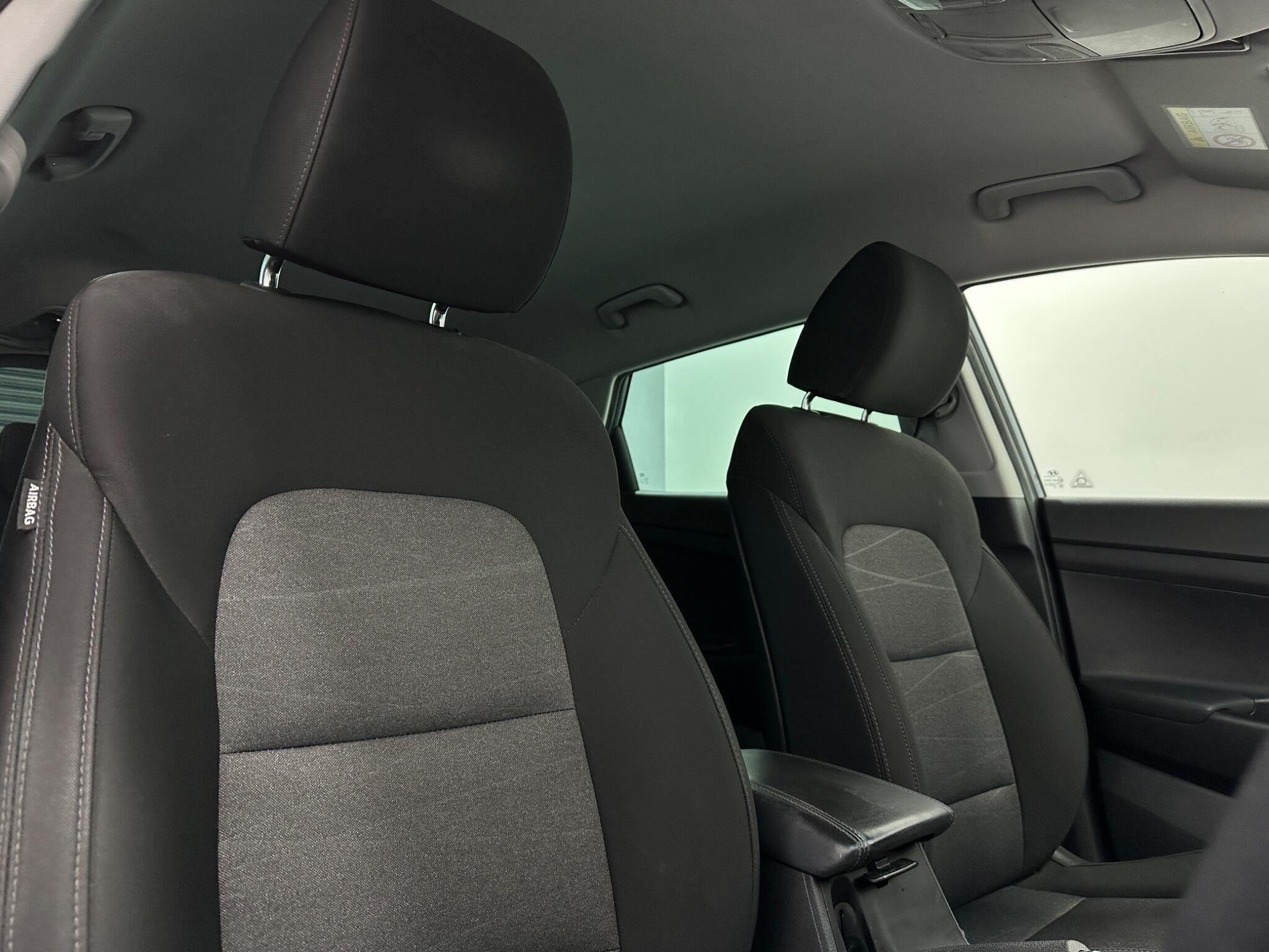 Hyundai Tucson view 32