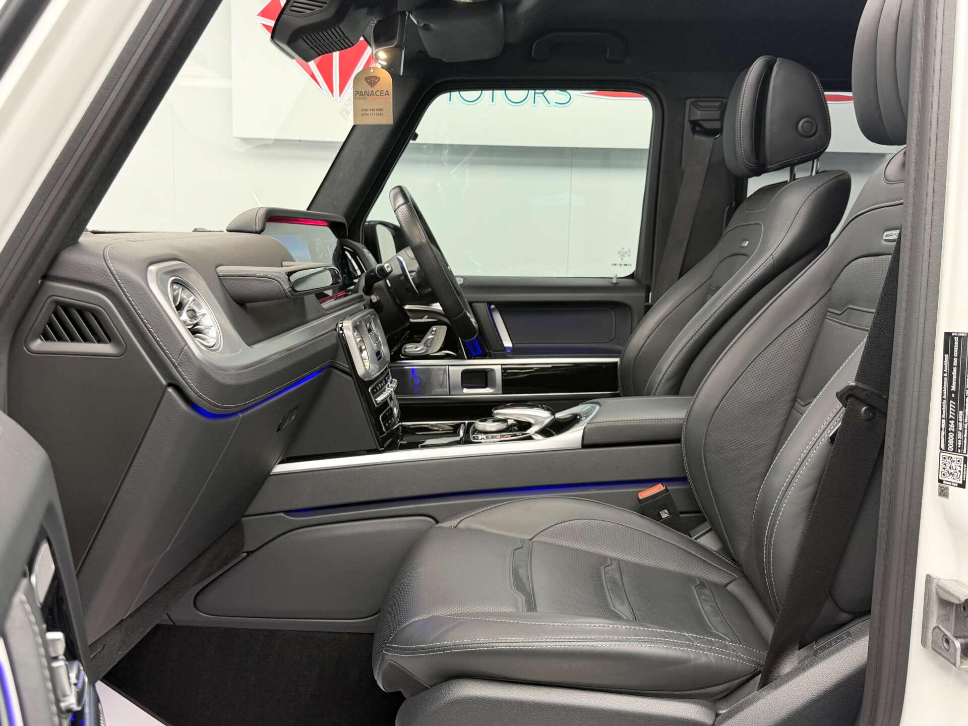 Mercedes-Benz G-Class view 11