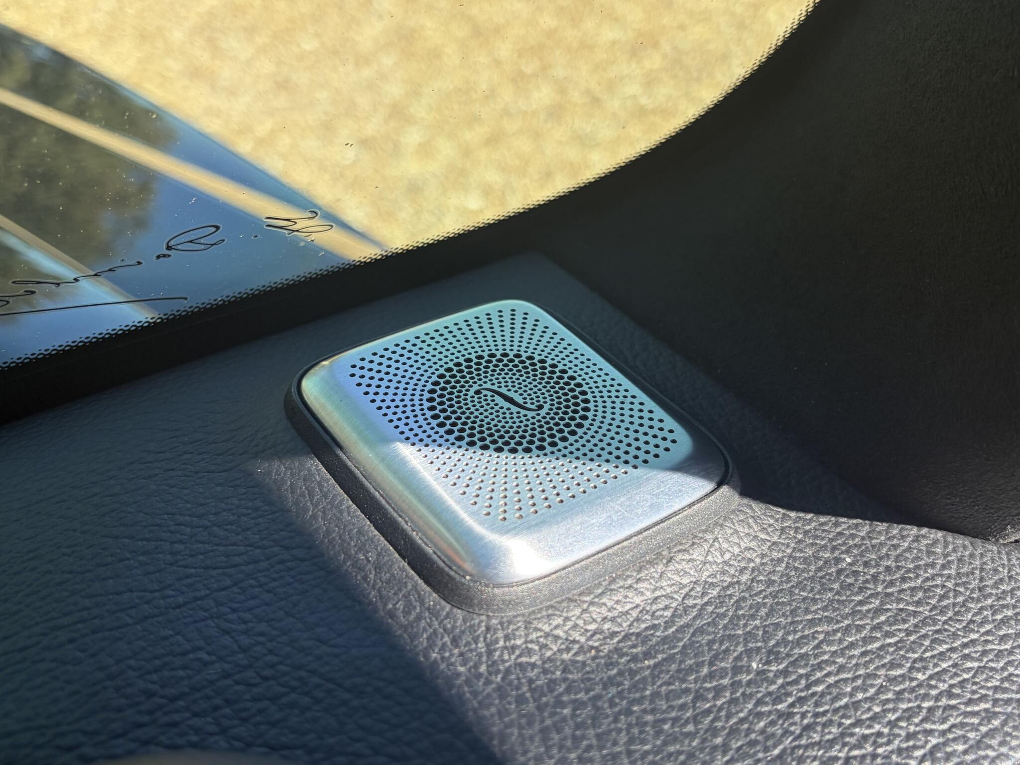 Mercedes-Benz G Class view 31