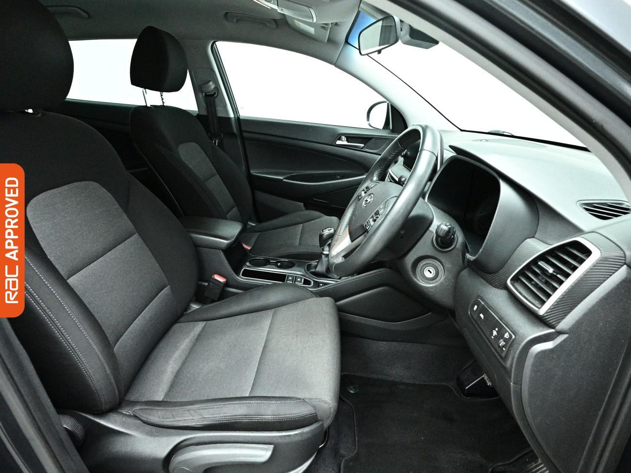 Hyundai Tucson view 12