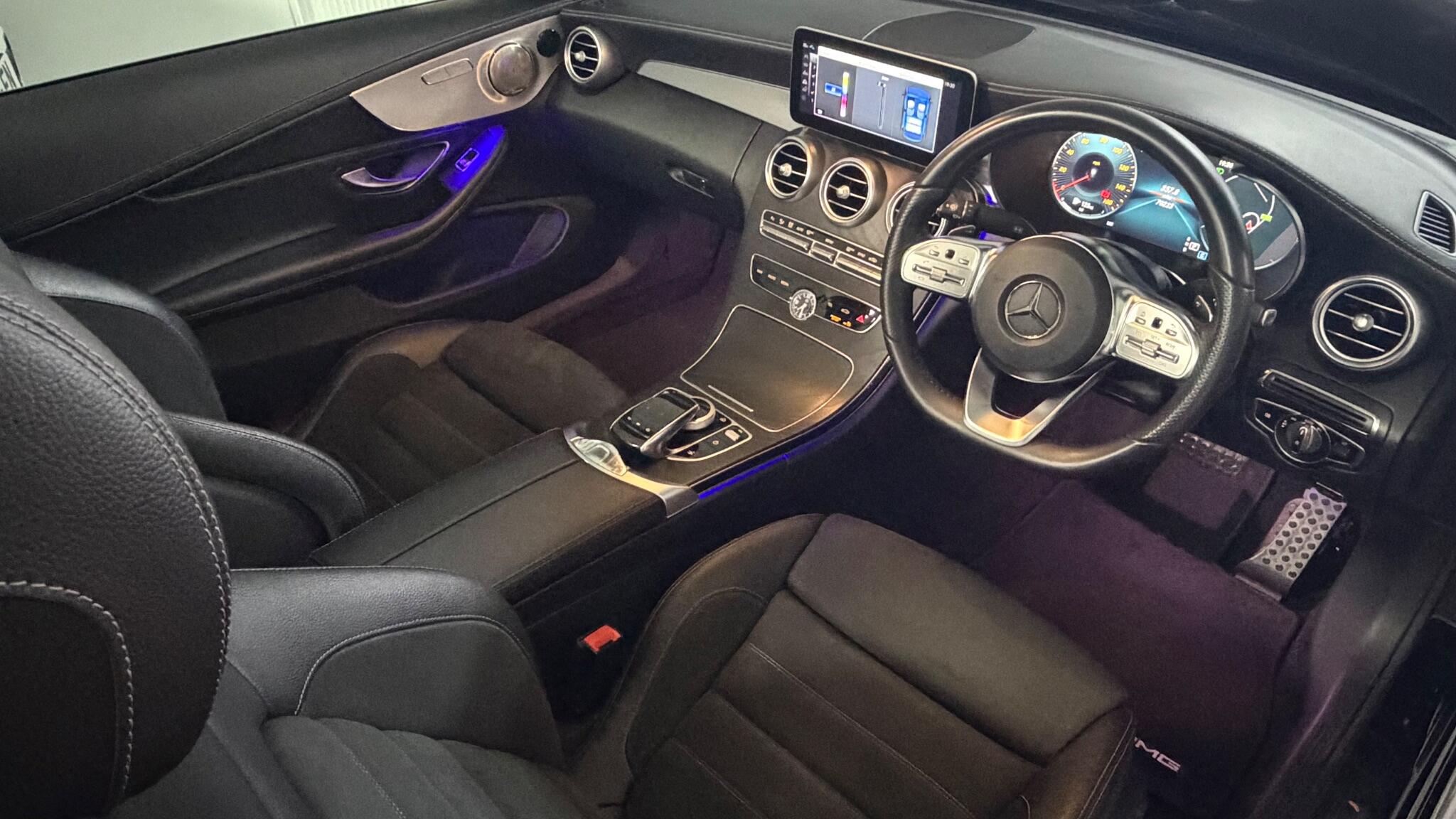 Mercedes-Benz C-Class view 13