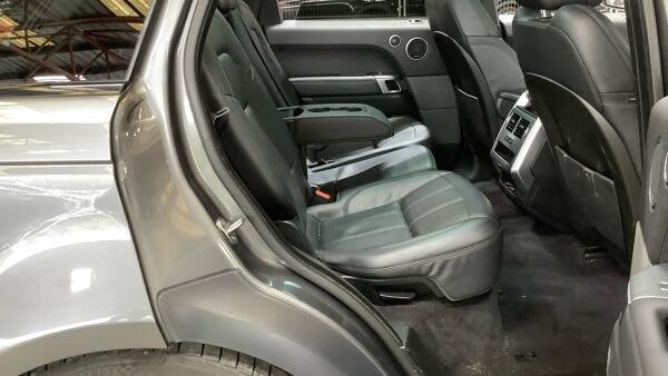 Land Rover Range Rover Sport view 10