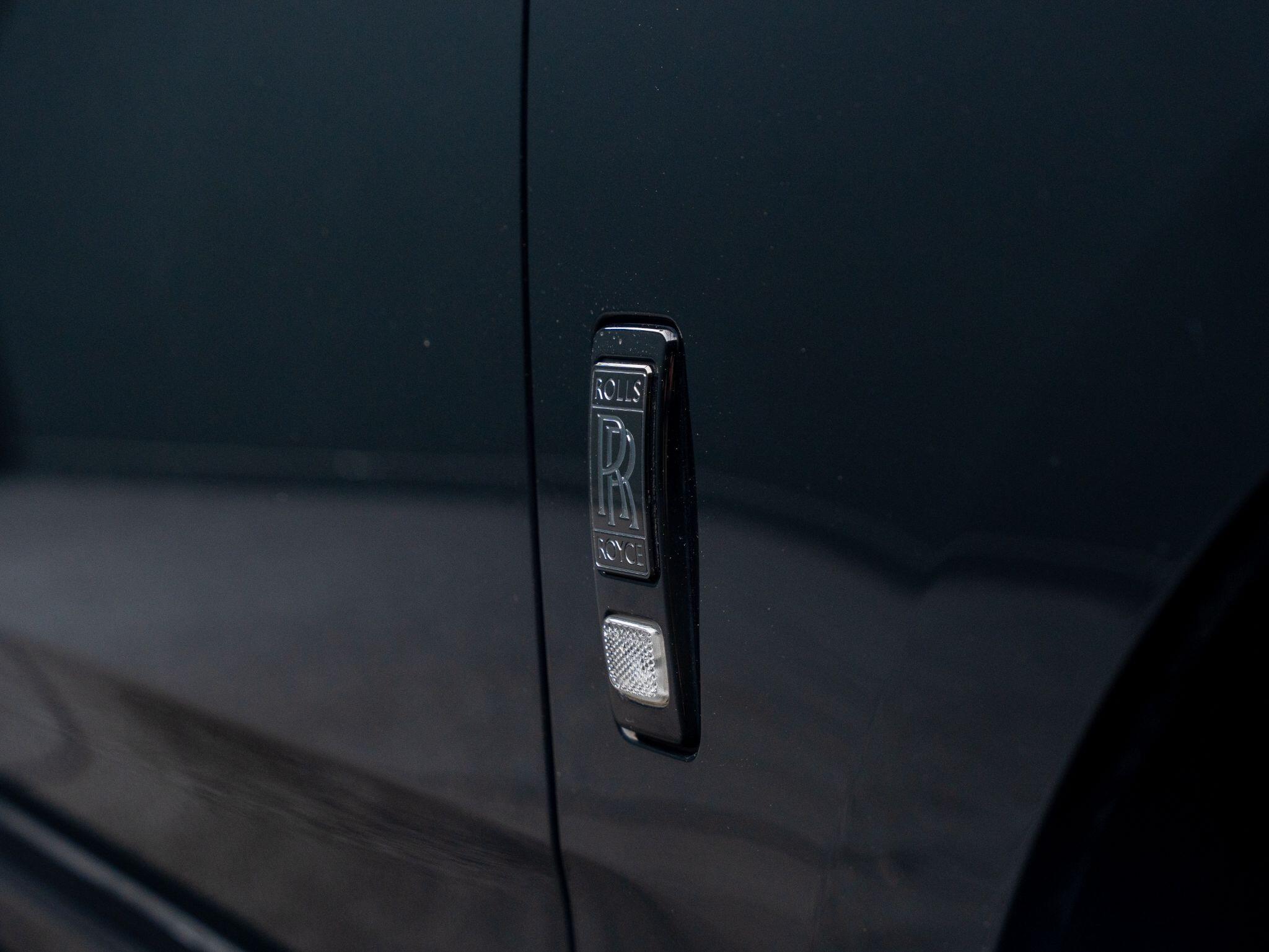 Rolls-Royce Cullinan view 25