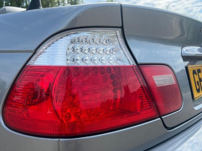 BMW 3 Series view 42