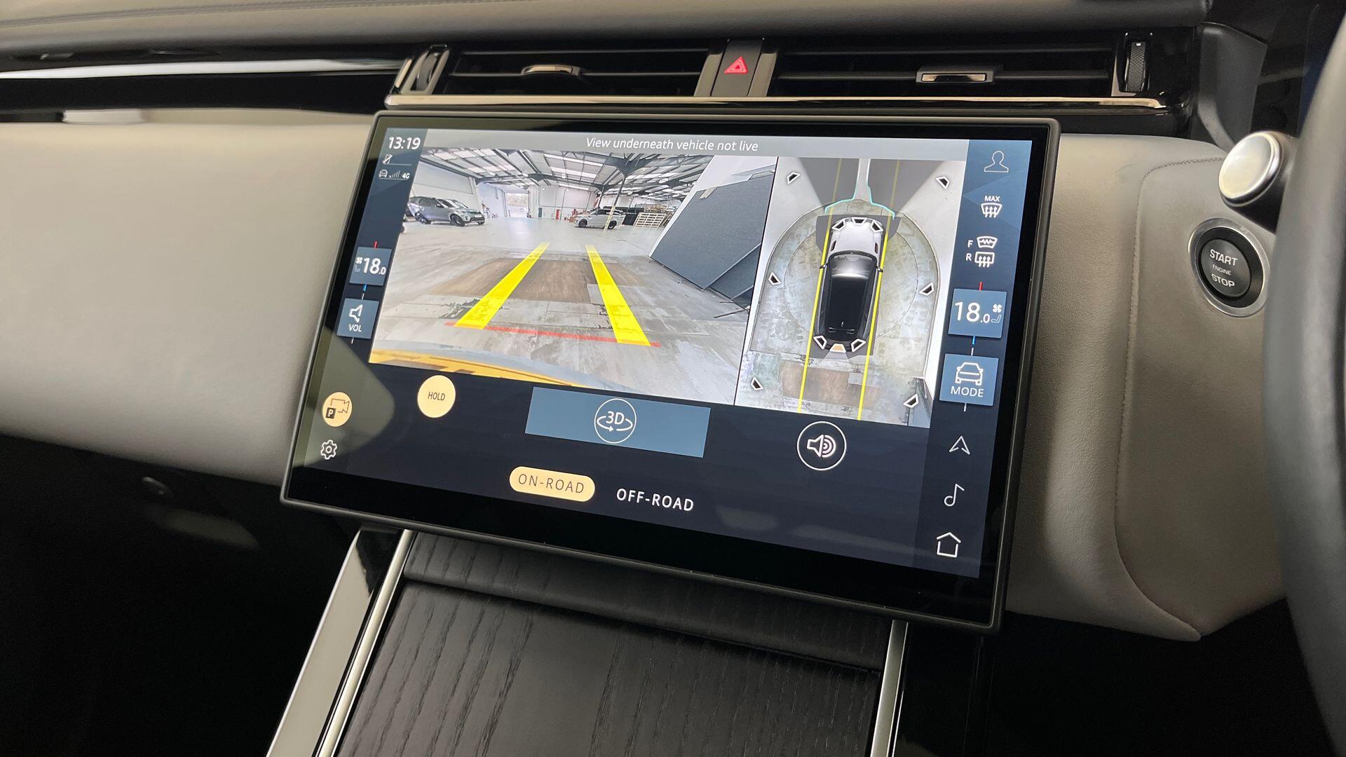 Land Rover Range Rover Velar view 12