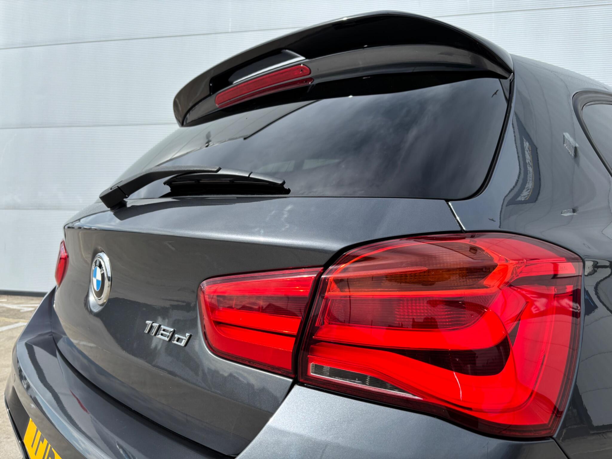 BMW 1 Series view 15