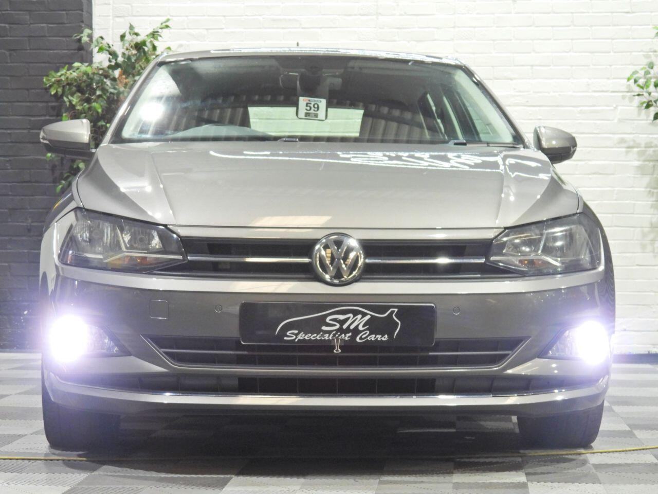 Volkswagen Polo view 14