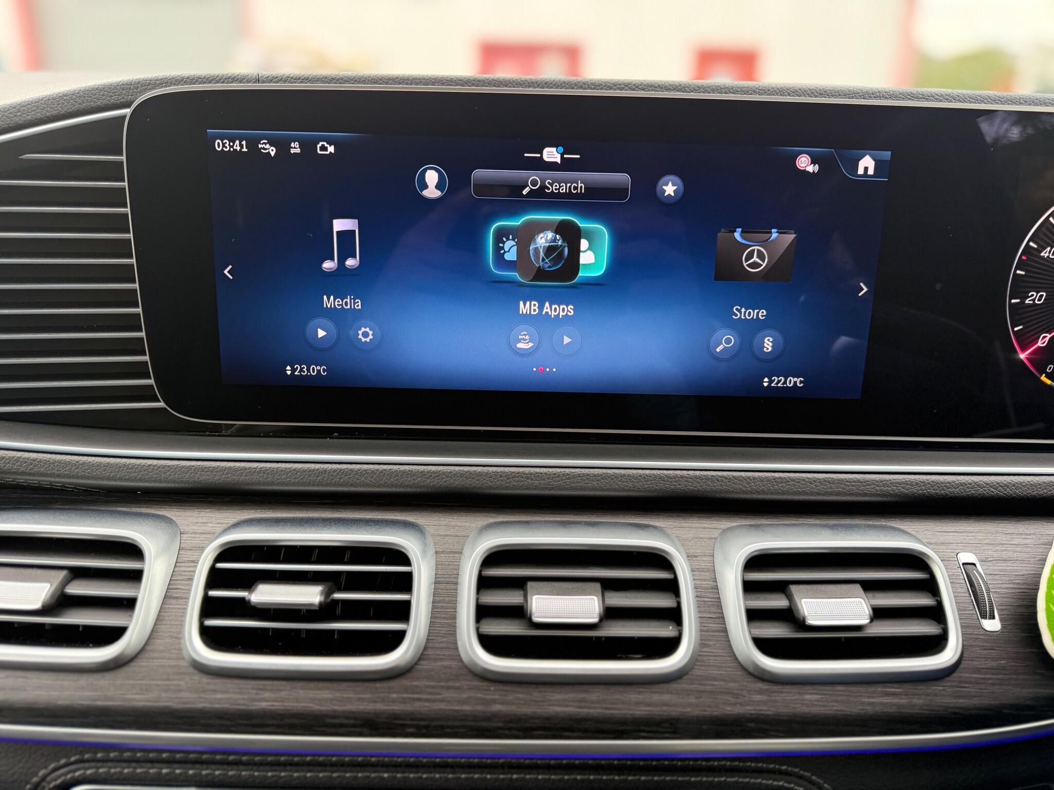 Mercedes-Benz GLE view 32