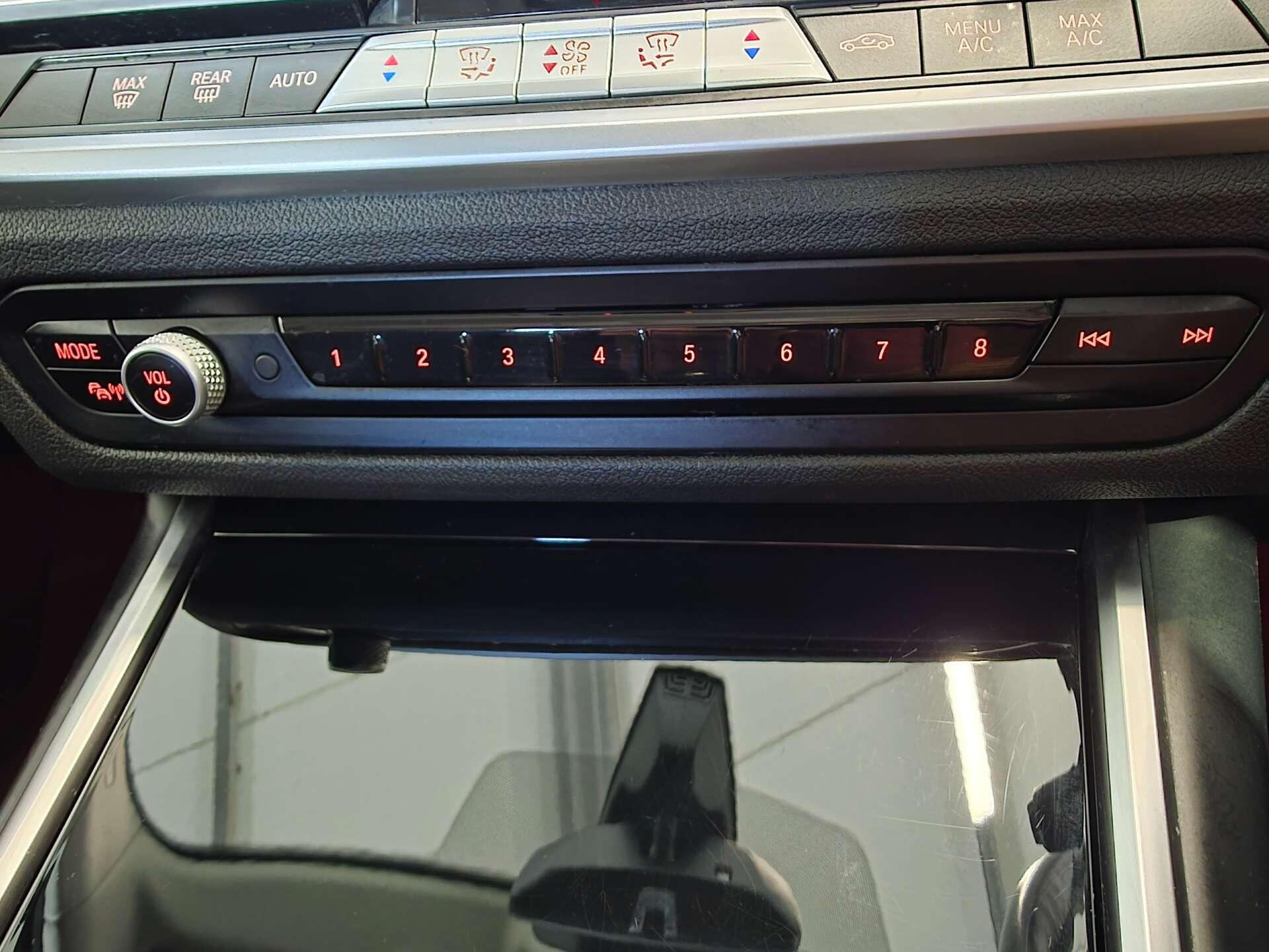 BMW 3 Series view 49