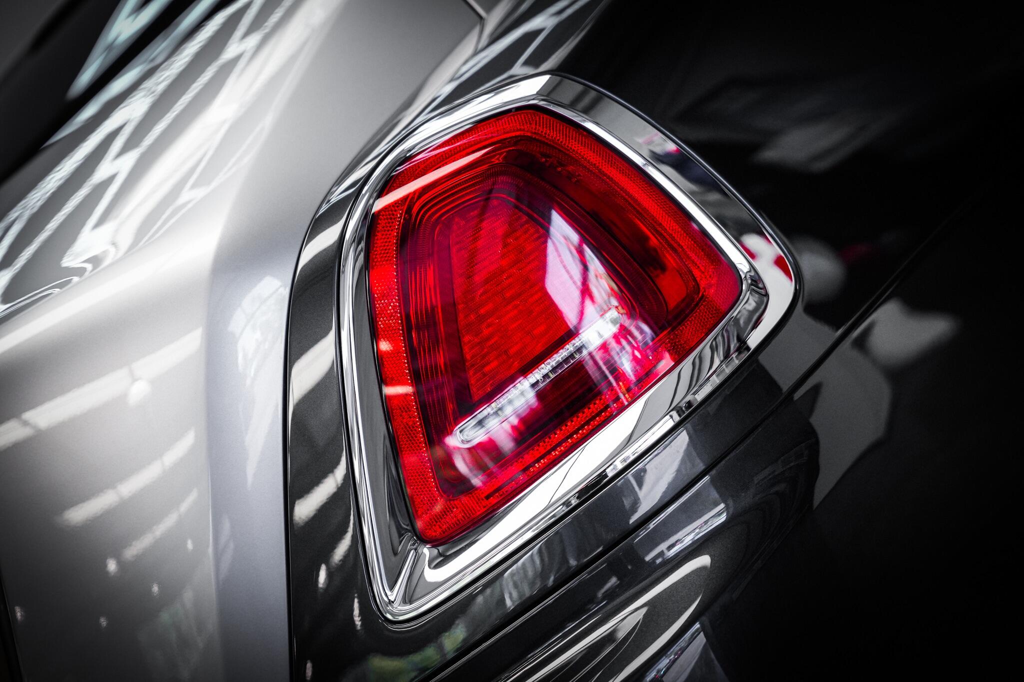 Rolls-Royce Wraith view 45