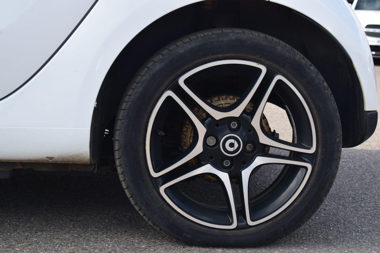 smart Fortwo view 18