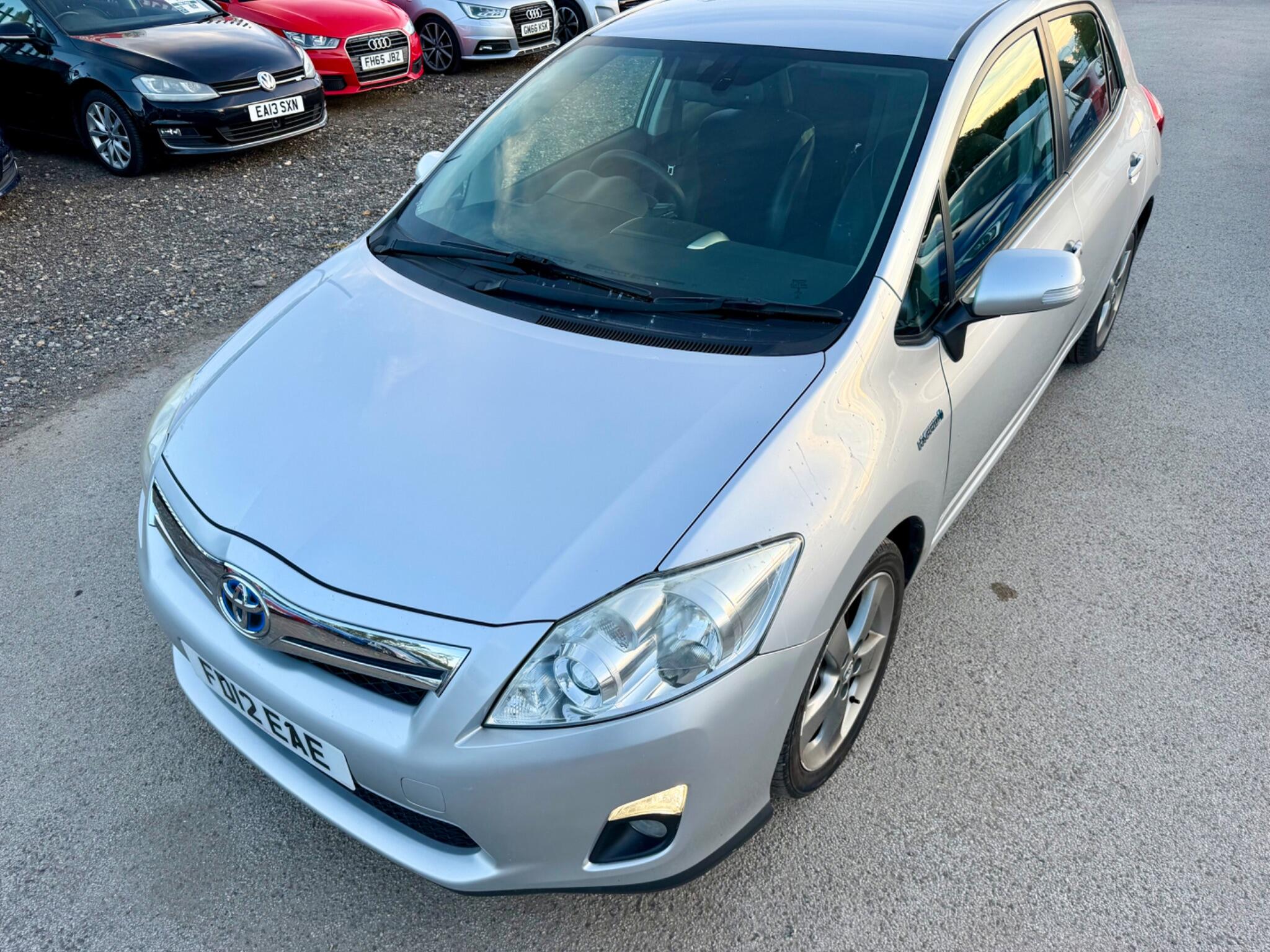 Toyota Auris view 4