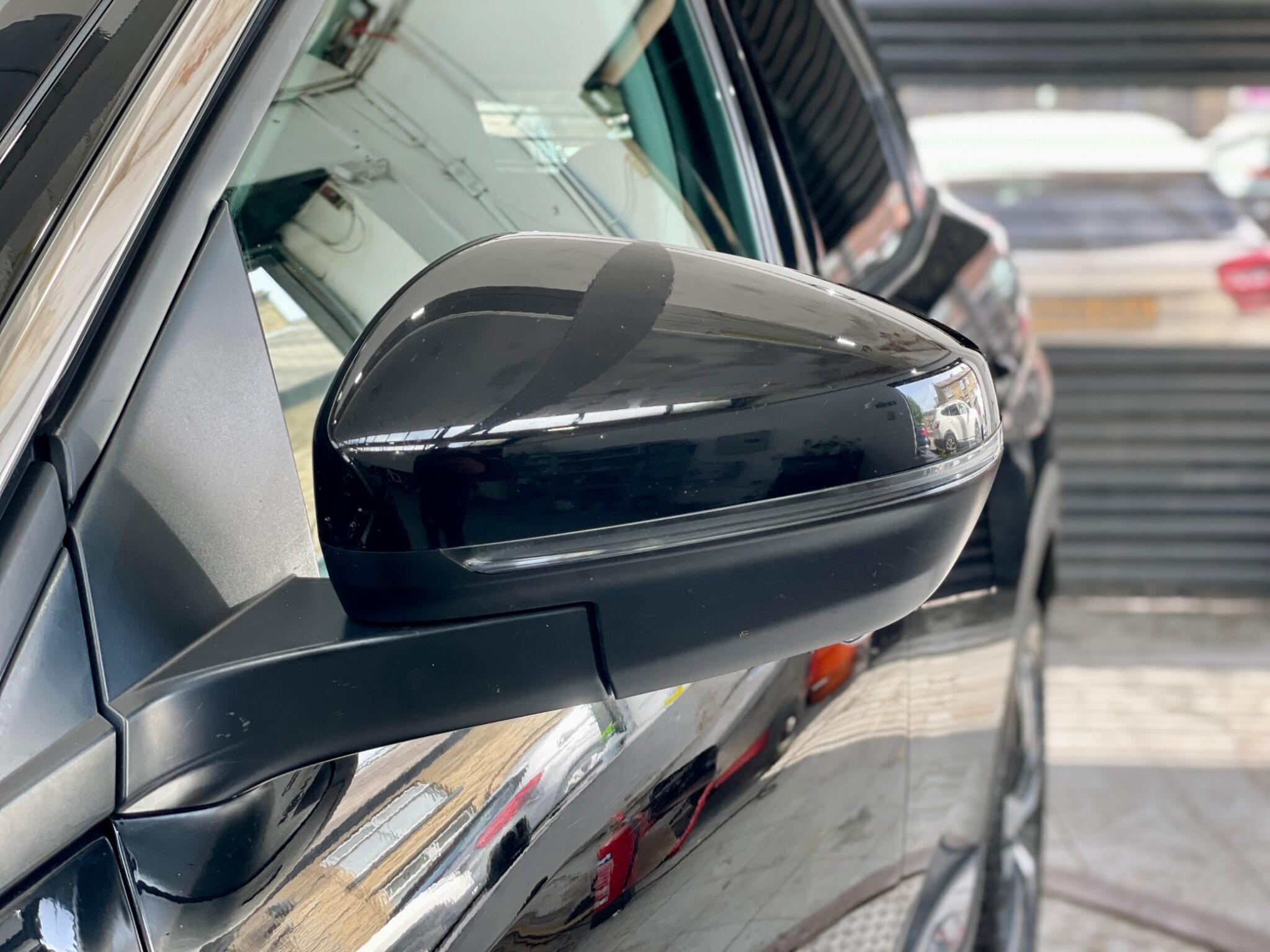 Peugeot 3008 view 32