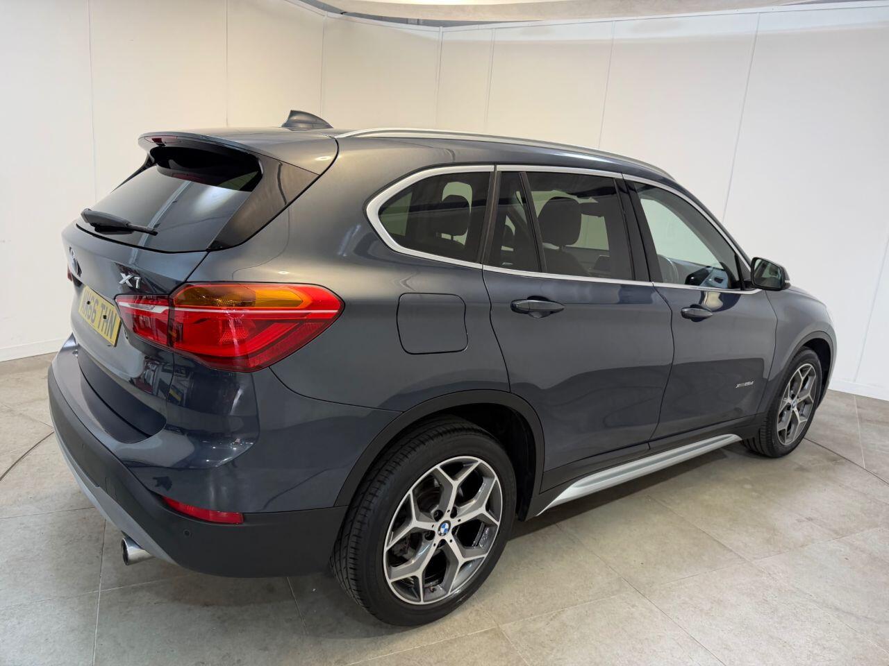 BMW X1 view 56