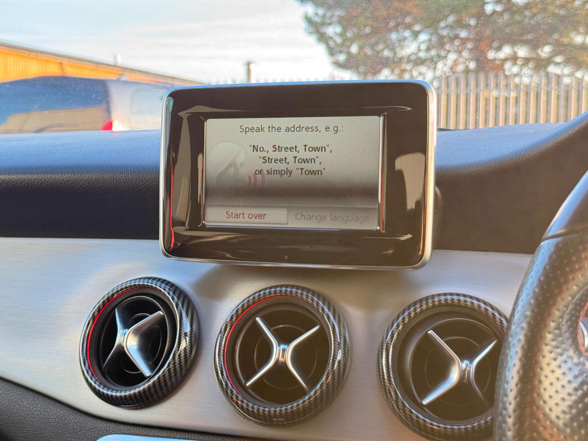 Mercedes-Benz Cla view 67