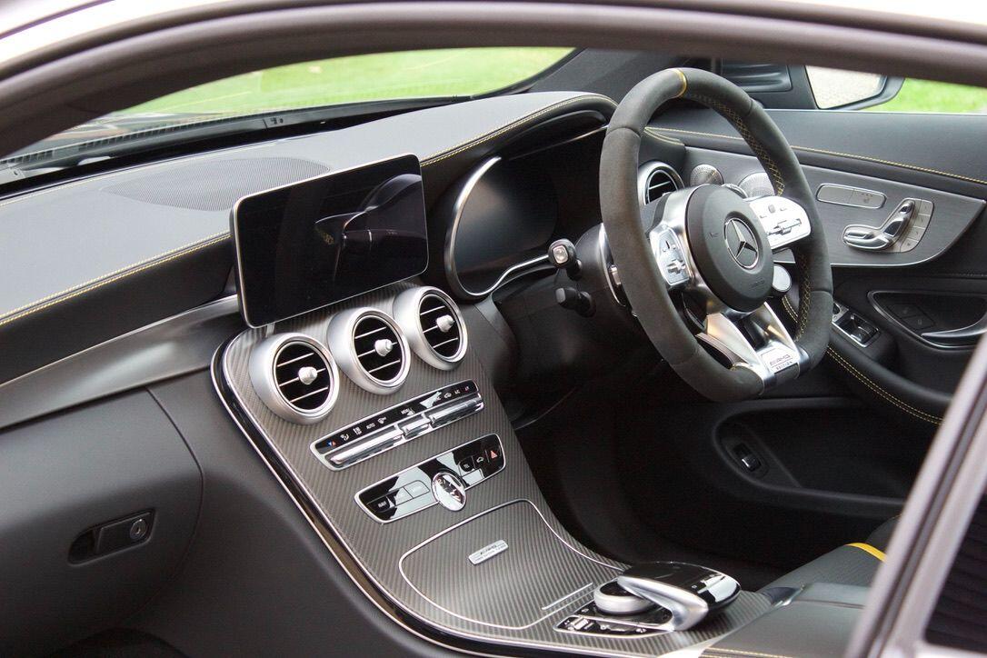 Mercedes-Benz C-Class view 32
