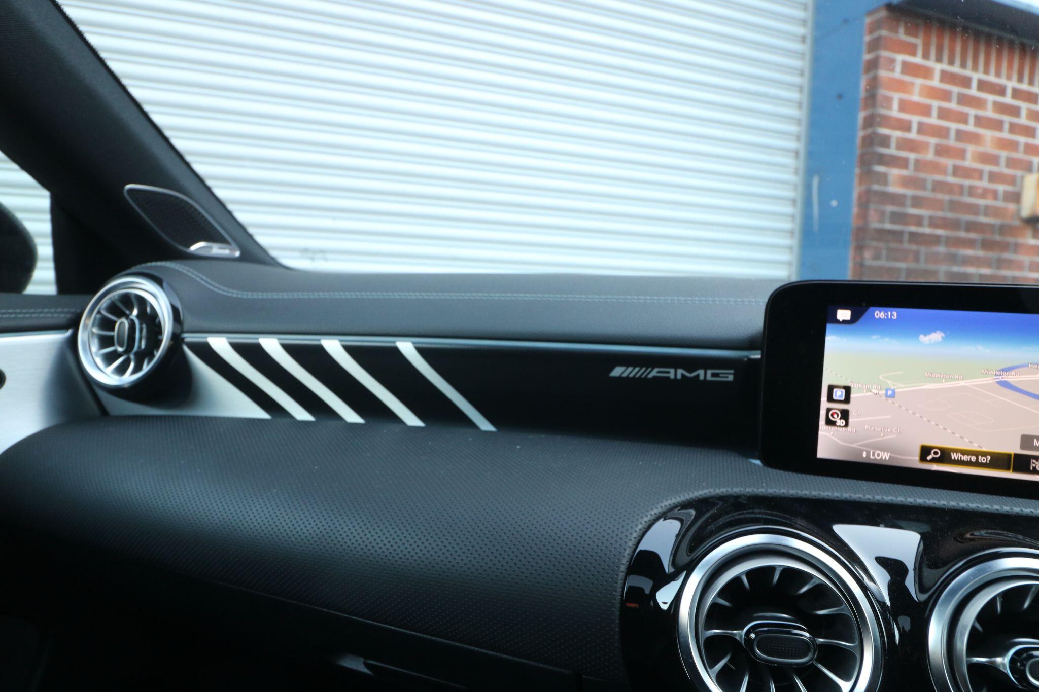 Mercedes-Benz Cla view 20