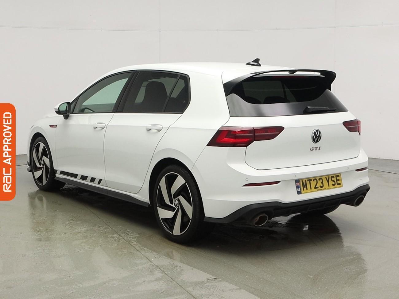 Volkswagen Golf view 4