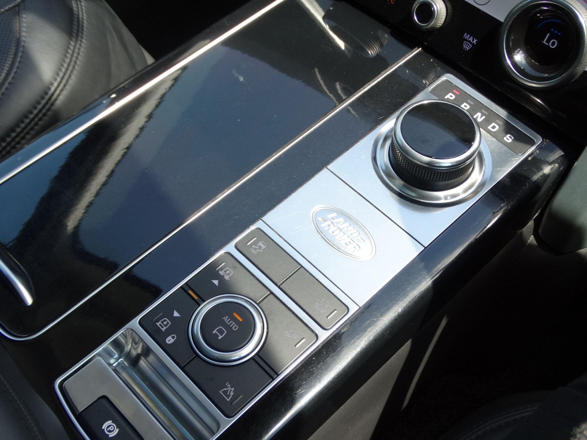 Land Rover Range Rover view 37