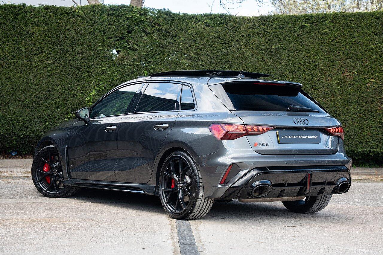 Audi RS3 view 9