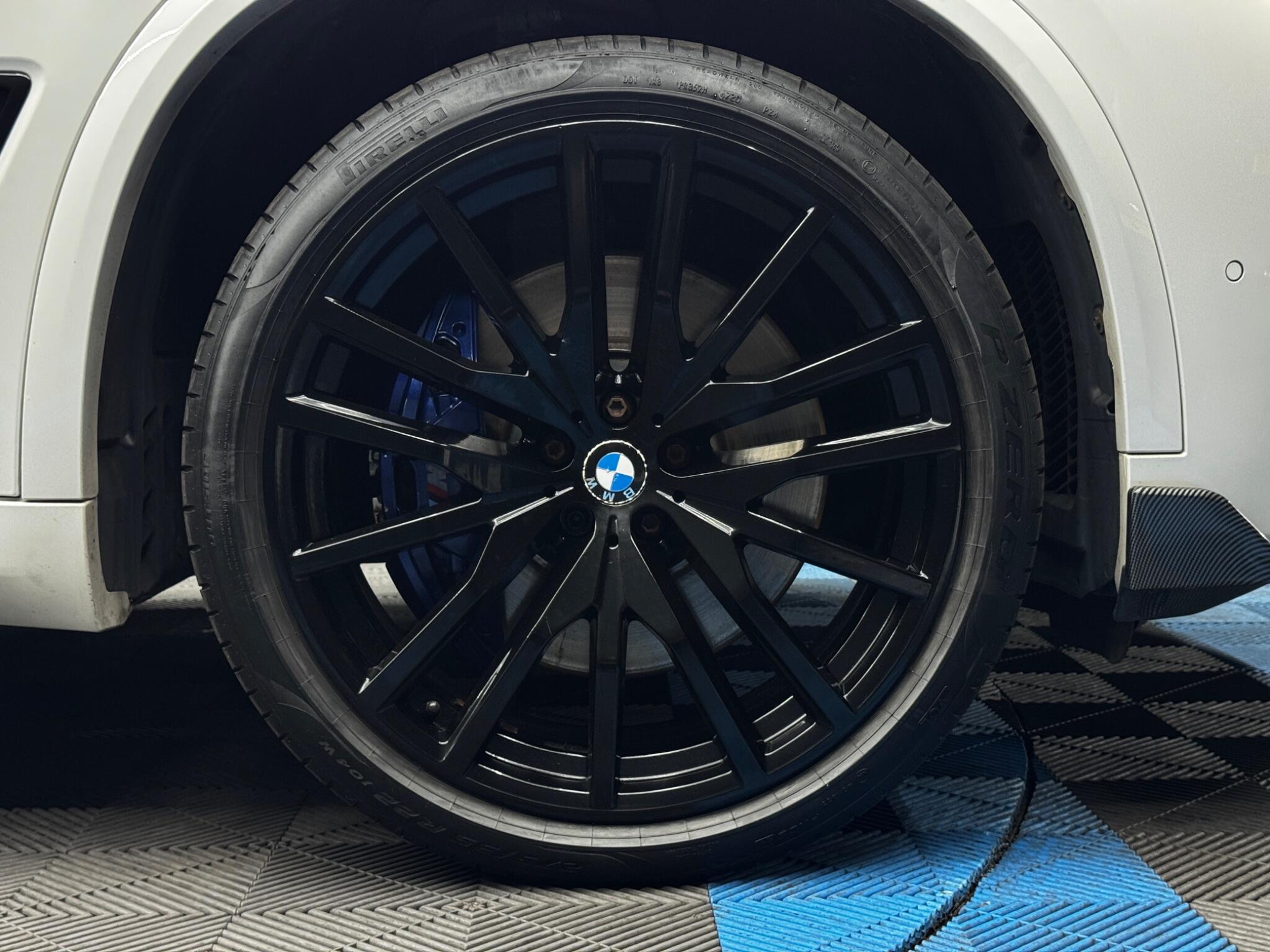 BMW X5 view 47
