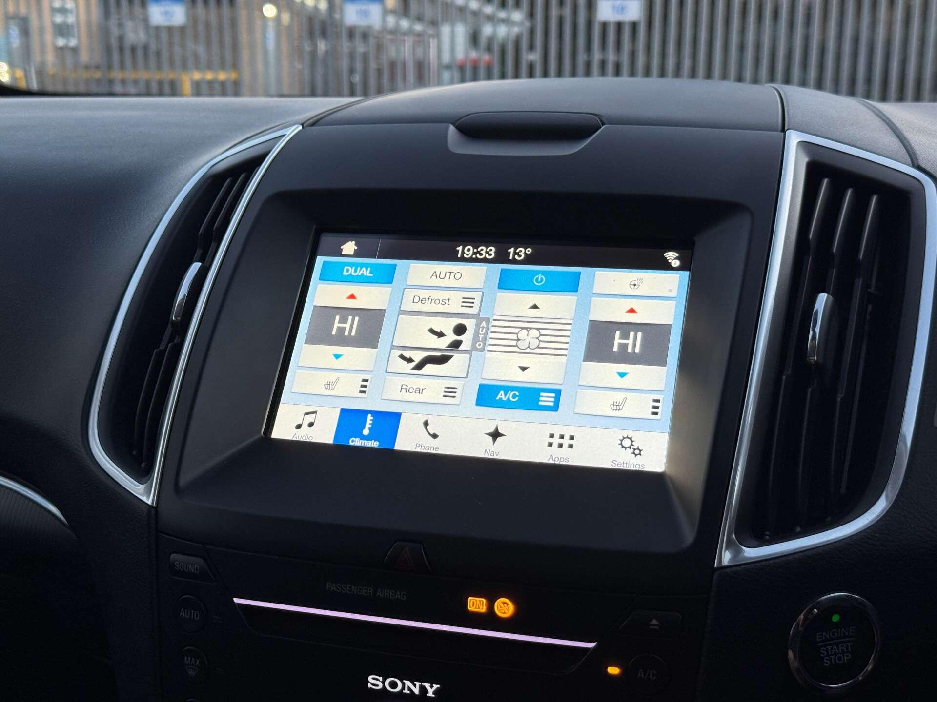 Ford S-Max view 51