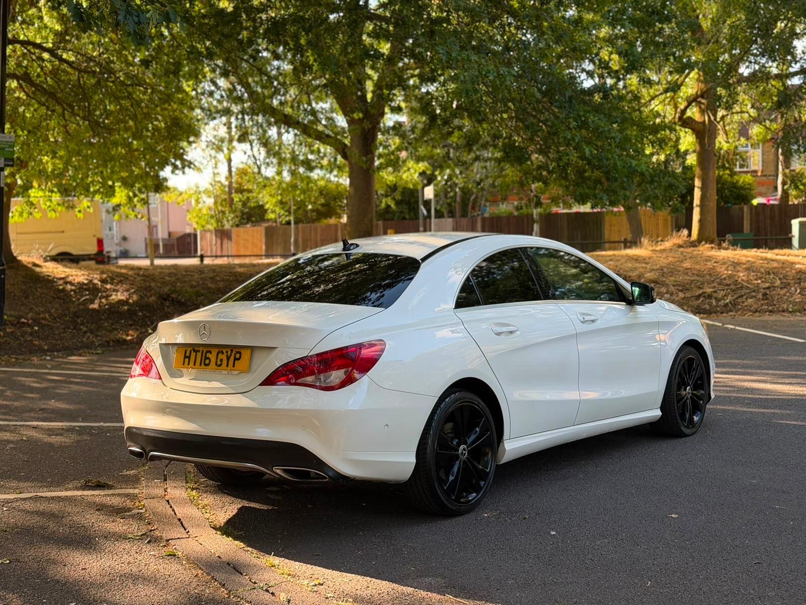 Mercedes-Benz CLA view 3