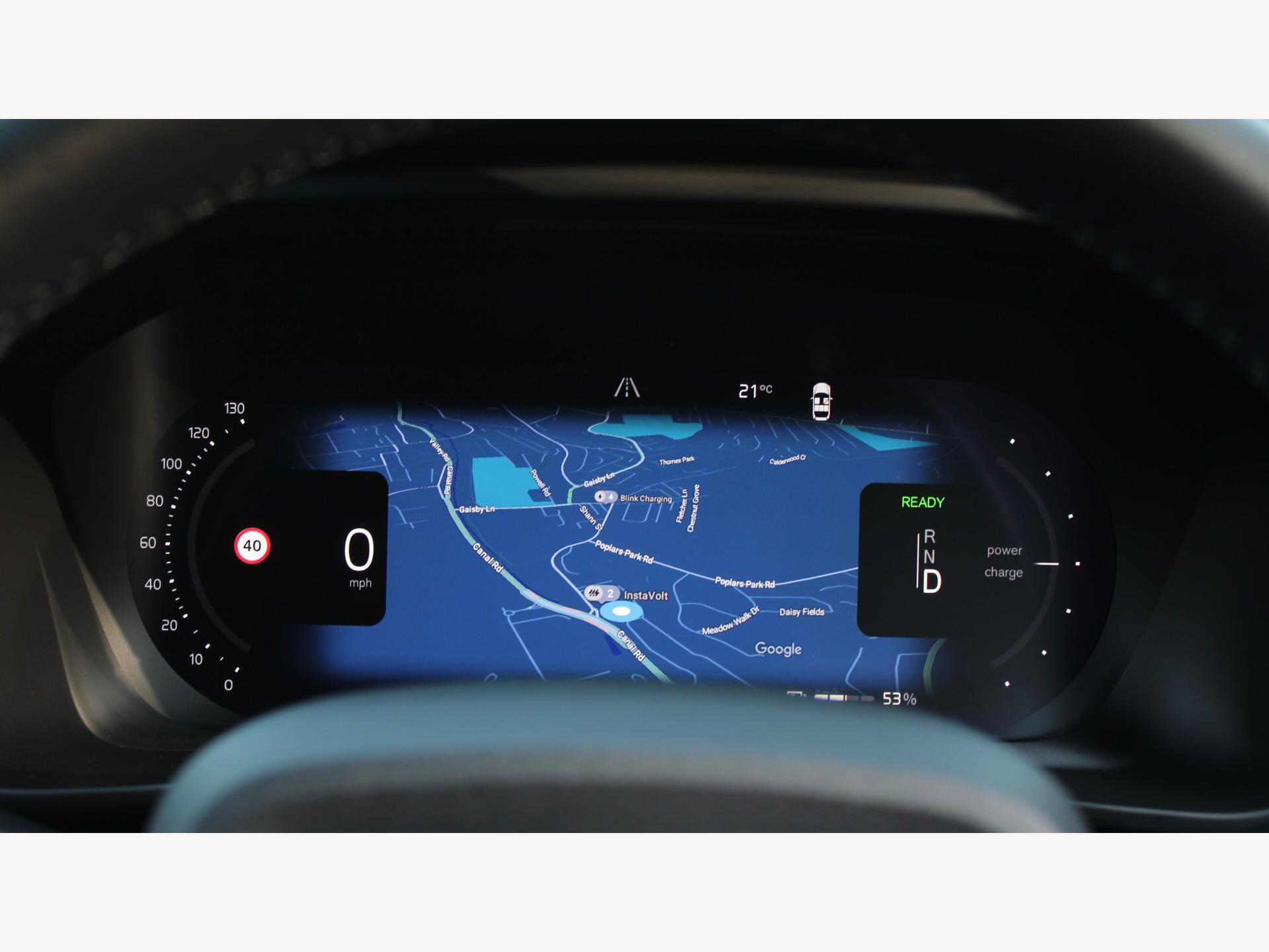 Volvo XC40 view 14